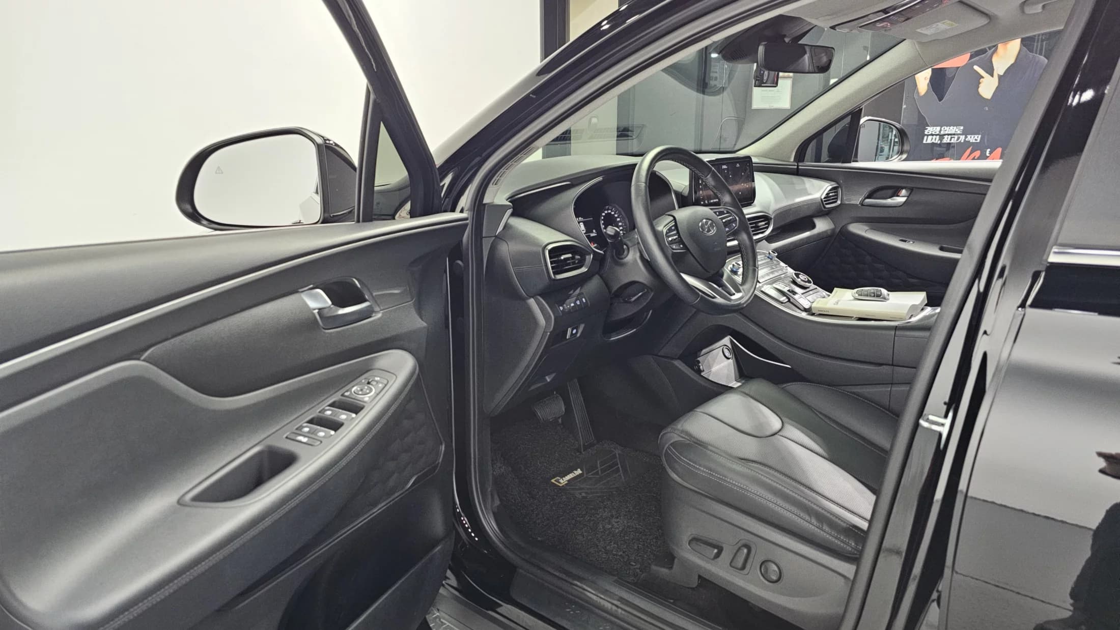 Hyundai Santa Fe Gasoline 2.5T 2WD Prestige, 2023 г. 23451 км. — фото 10