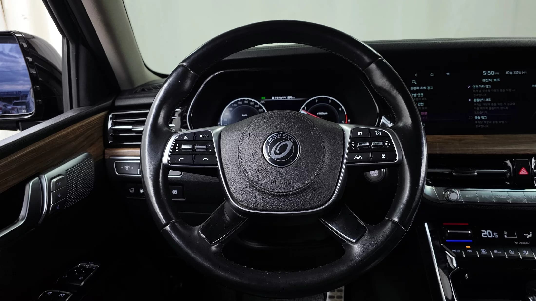 Kia Mohave Diesel 3.0 4WD 5-Seater Masters, 2021 г. 136095 км. — фото 13