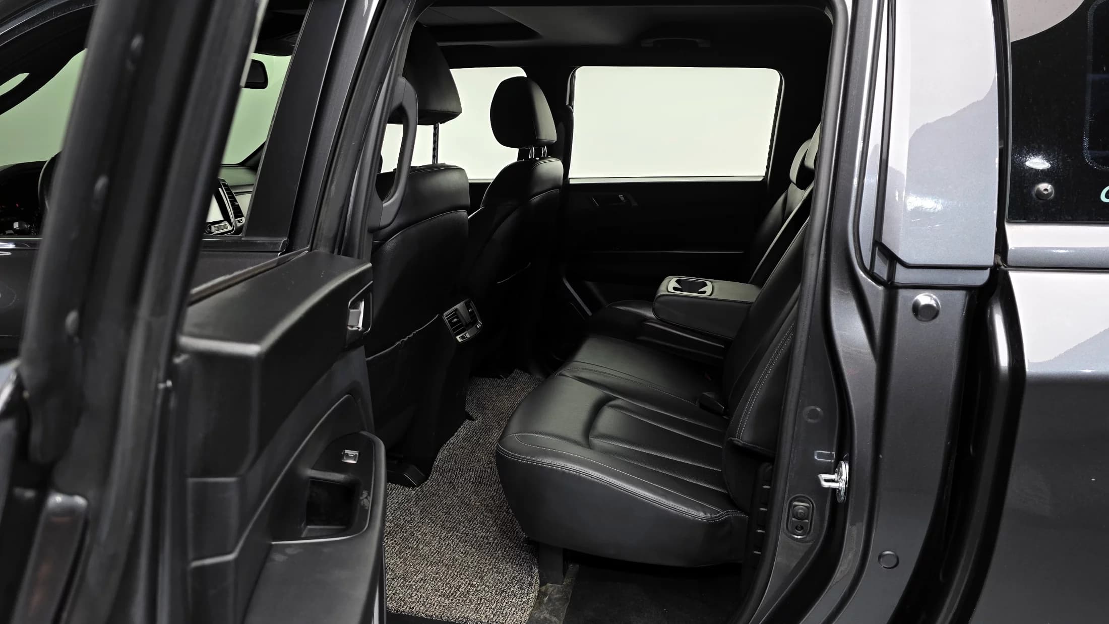 SsangYong Rexton Diesel 2.2 4WD Prestige, 2021 г. 118200 км. — фото 20