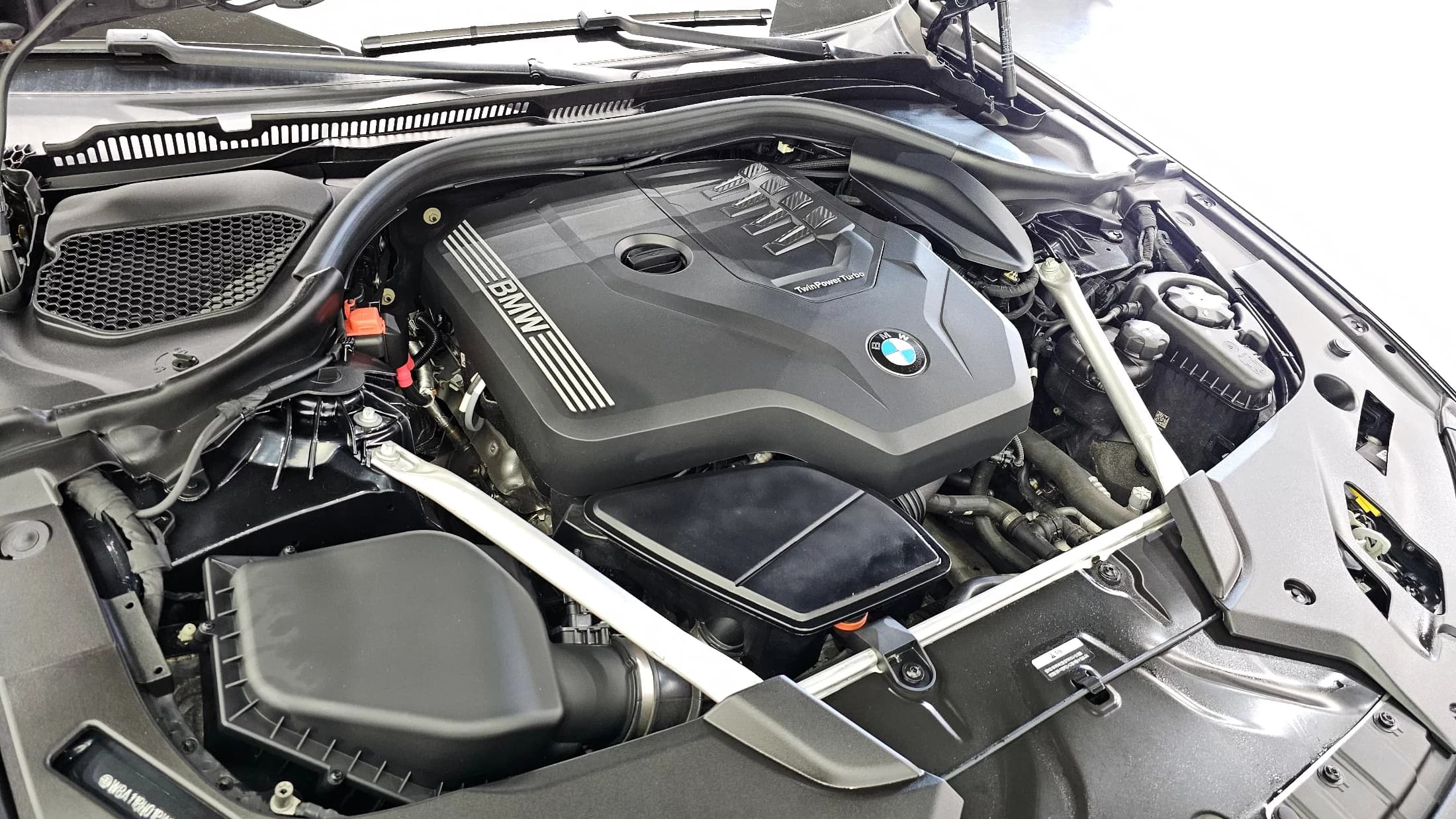 BMW 5-Series 520i M Sport, 2023 г. 18914 км. — фото 6