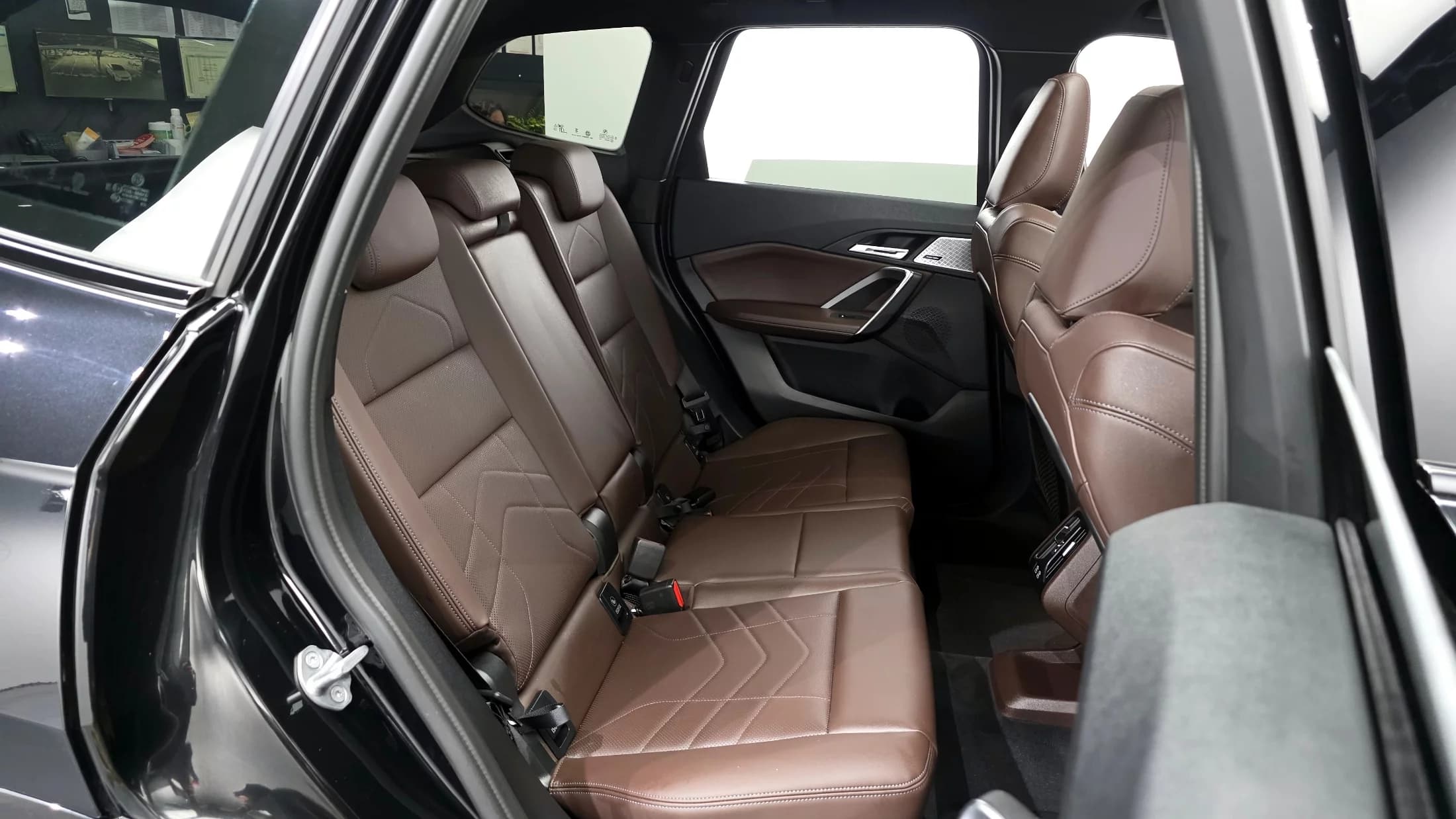 BMW X1 sDrive 20i M Sport, 2023 г. 24931 км. — фото 12