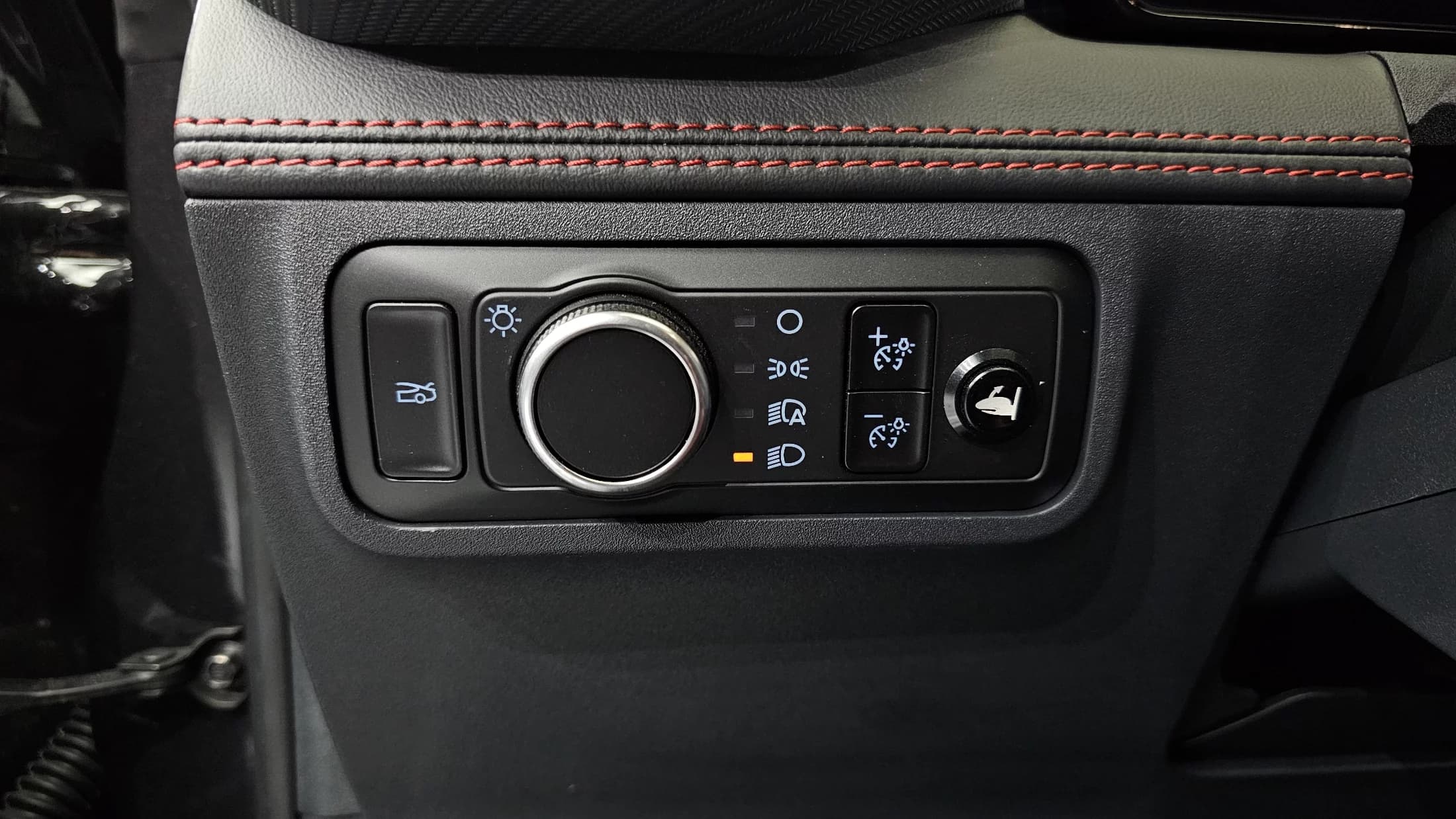 Ford MUSTANG 2.3 EcoBoost Premium Coupe, 2024 г. 7591 км. — фото 13