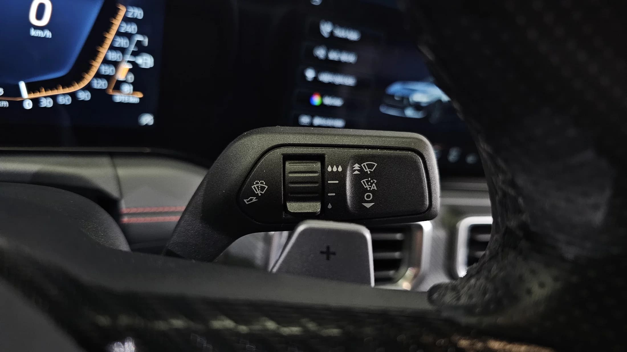 Ford MUSTANG 2.3 EcoBoost Premium Coupe, 2024 г. 7591 км. — фото 15