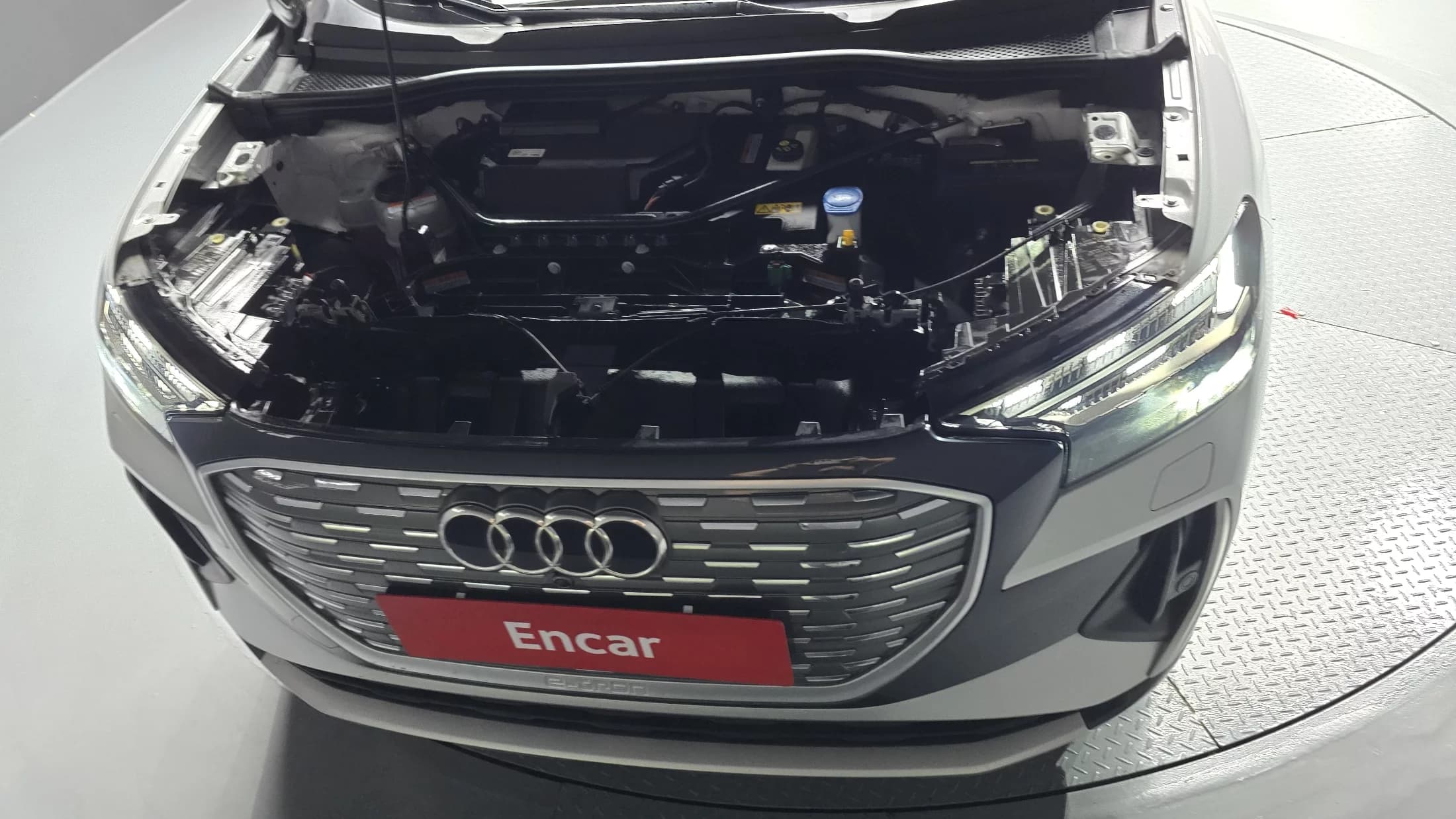 Audi Q4 e-tron 40 Premium, электромобиль, 2023 г. 48587 км. — фото 6