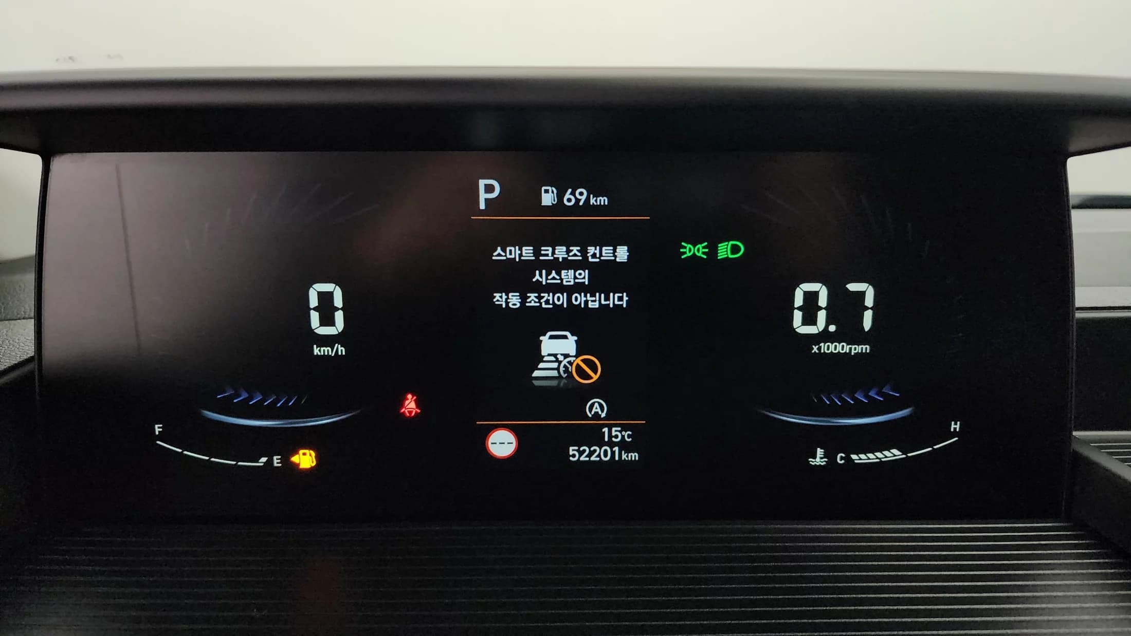 Hyundai Staria 4WD Tourer 9-Seater Modern, 2023 г. 52302 км. — фото 8