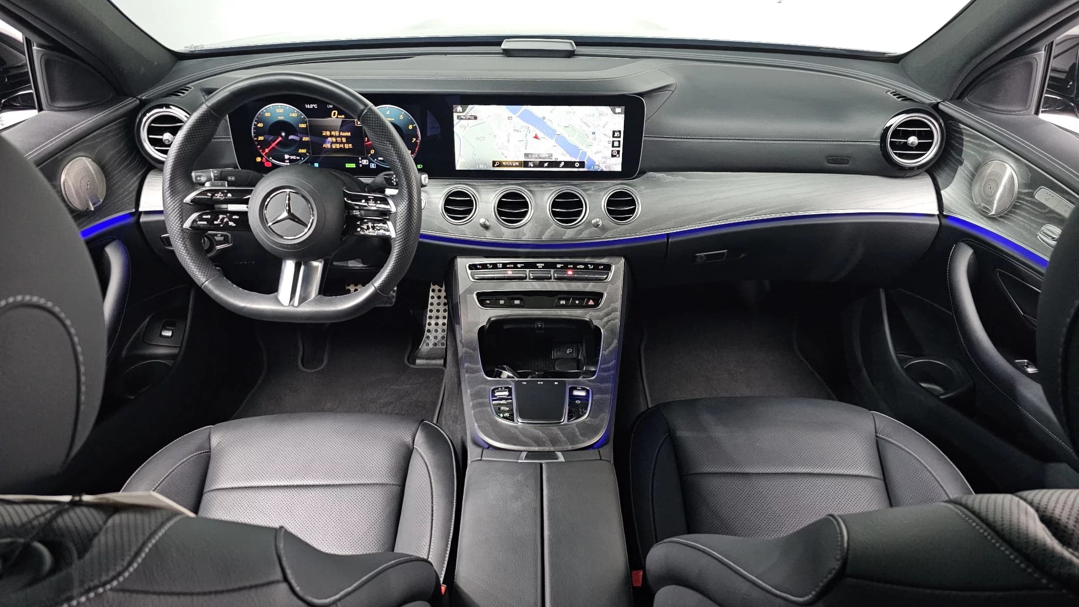 Mercedes-Benz E-Class E350 4MATIC AMG Line, 2023 г. 38160 км. — фото 6