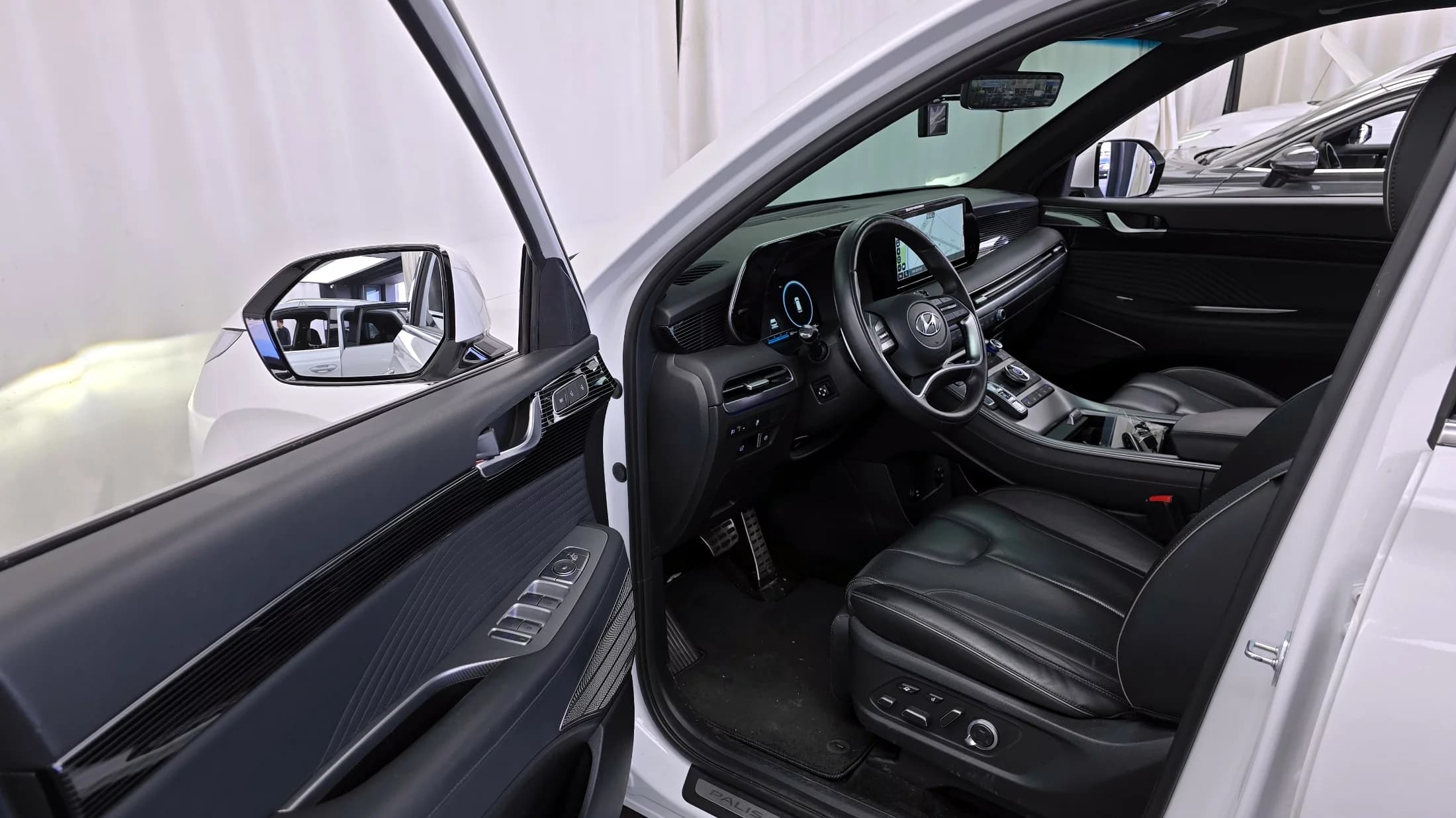 Hyundai Palisade Diesel 2.2 2WD Calligraphy, 2023 г. 48097 км. — фото 10