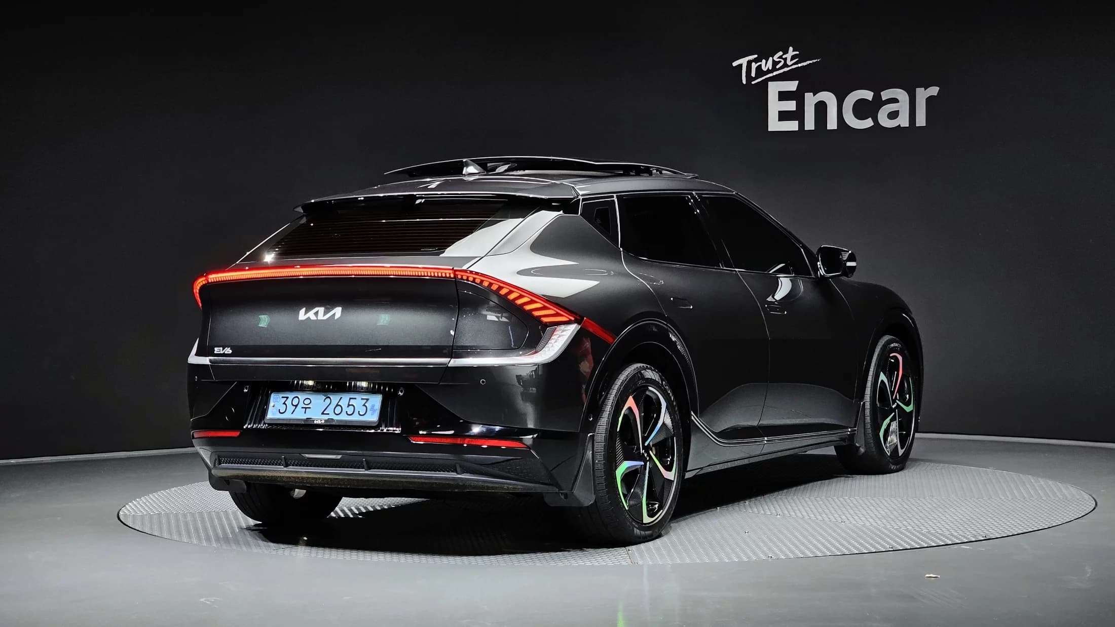 Kia EV6 Long Range 4WD Earth, электромобиль, 2021 г. 69110 км. — фото 2