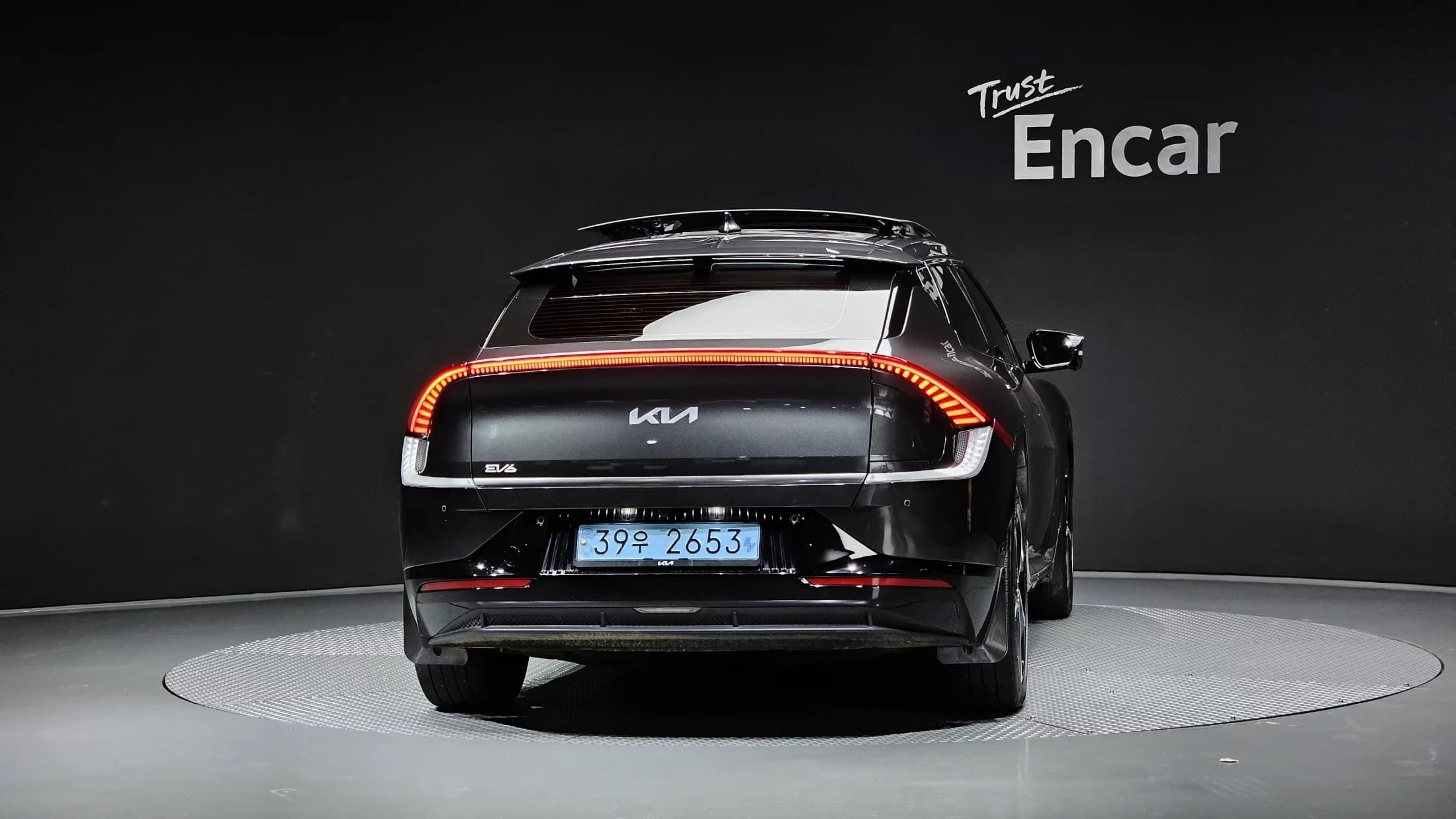 Kia EV6 Long Range 4WD Earth, электромобиль, 2021 г. 69110 км. — фото 4