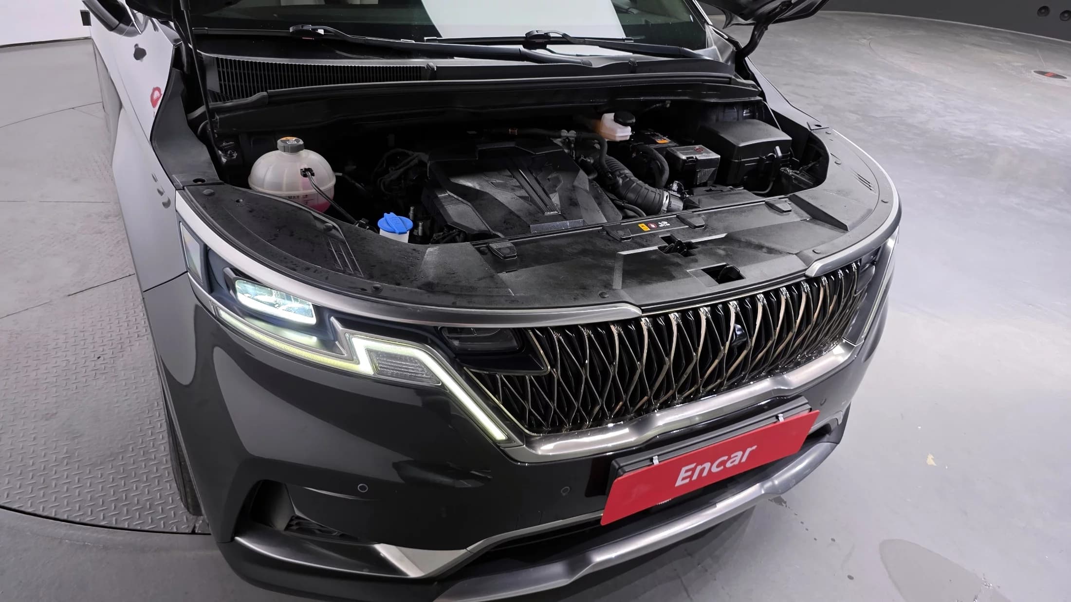 Kia Carnival Gasoline 9-Seater Noblesse, 2021 г. 72704 км. — фото 6