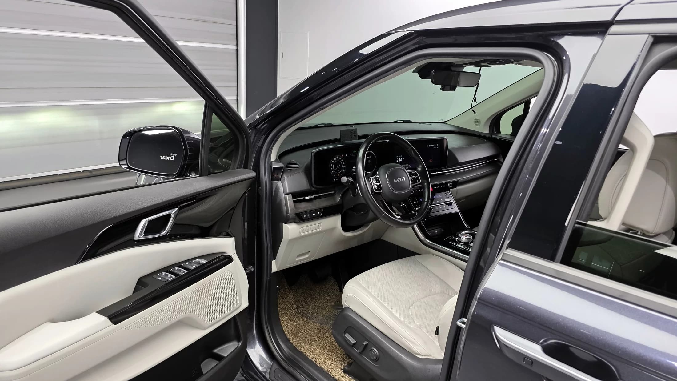 Kia Carnival Gasoline 9-Seater Noblesse, 2021 г. 72704 км. — фото 10