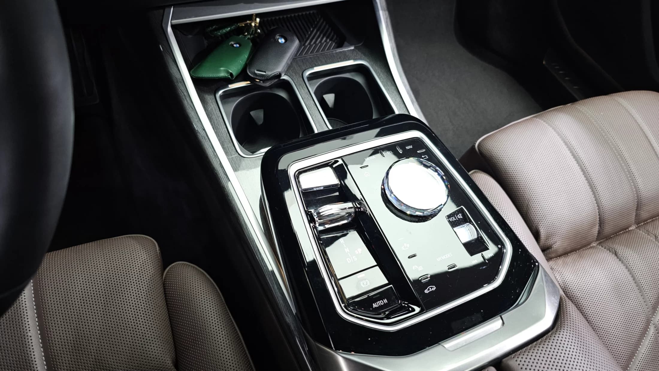 BMW 7-Series 740i sDrive M Sport, 2023 г. 21919 км. — фото 9