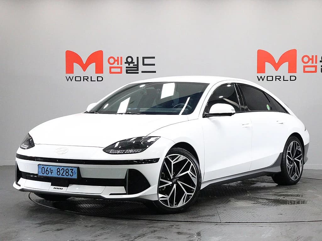 Hyundai Ioniq 6 Long Range AWD Prestige, электромобиль, 2022 г. 60199 км. — фото 2