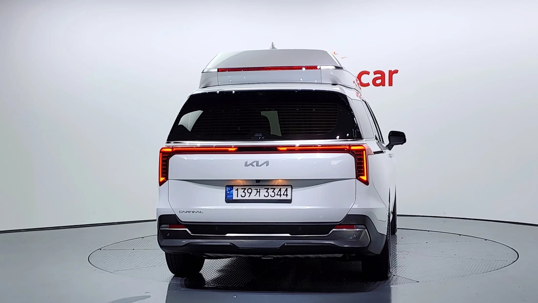 Kia Carnival Gasoline 7-Seater Hi Limousine Signature, 2024 г. 24042 км. — фото 4