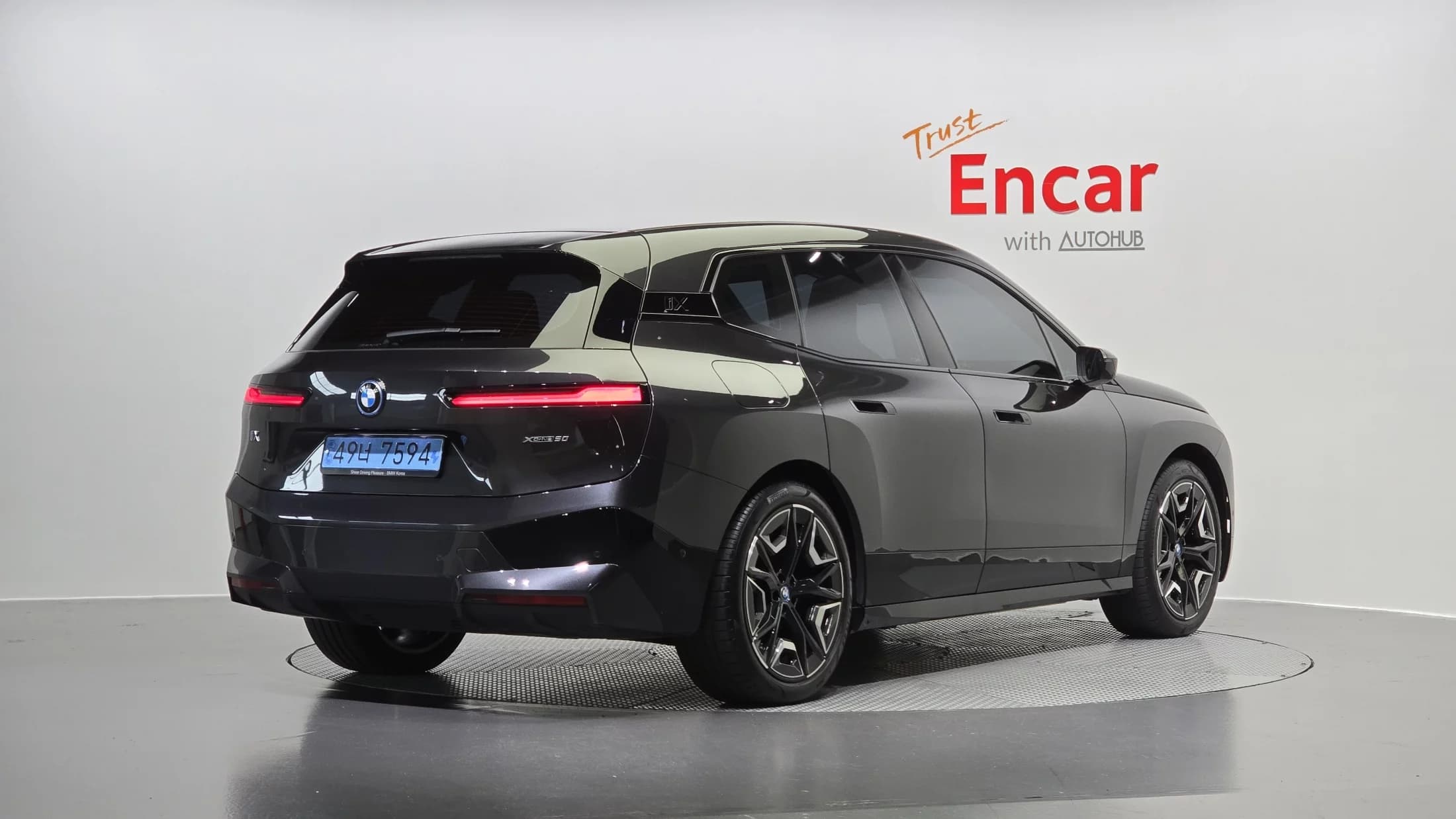 BMW iX xDrive50 Sports Plus, электромобиль, 2023 г. 17904 км. — фото 2