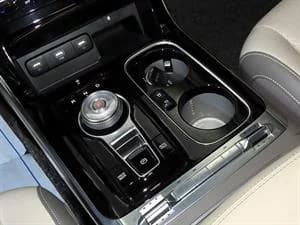 Kia Carnival 7-Seater Hi-Limousine Signature, 2021 г. 47449 км. — фото 9
