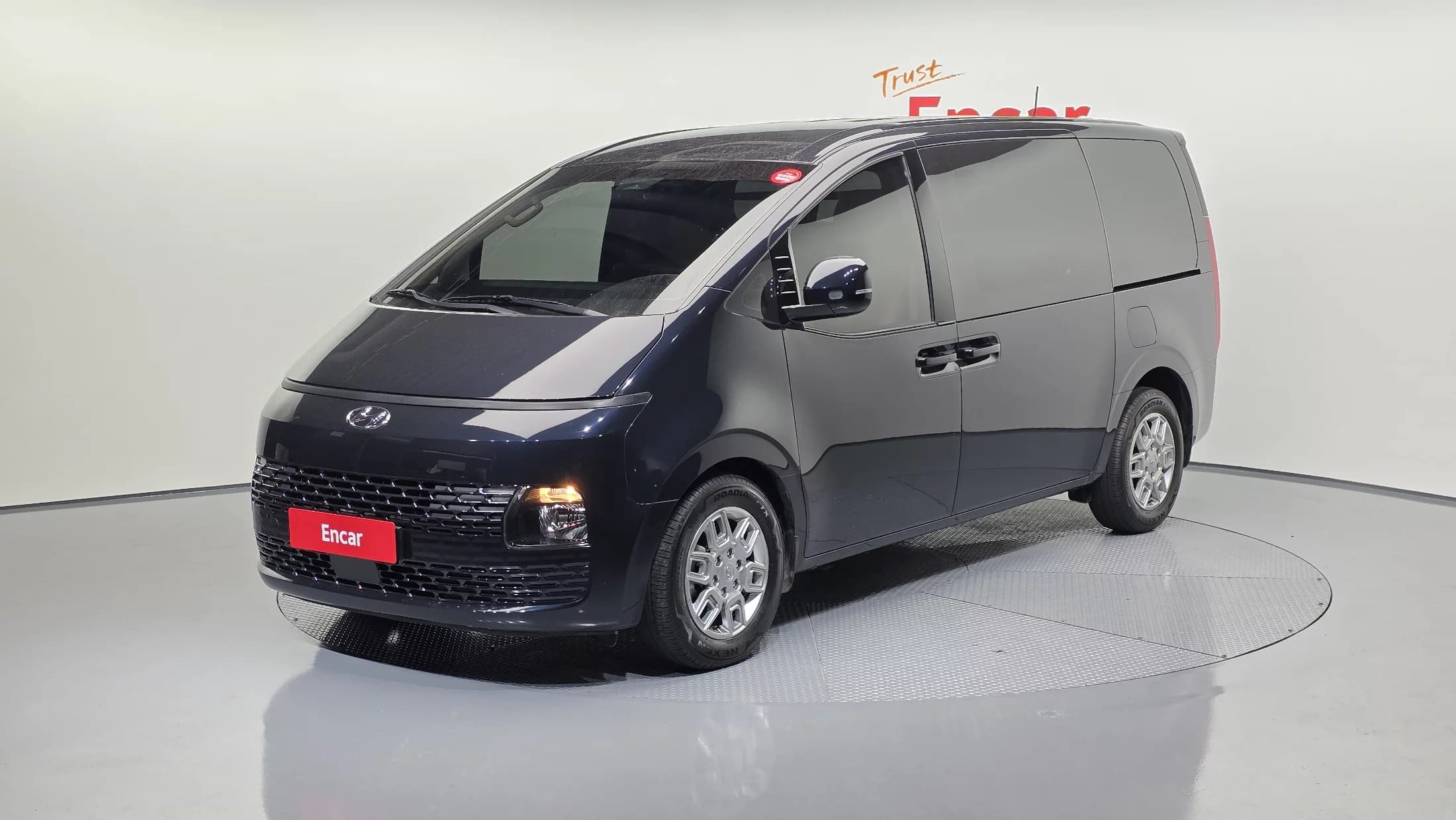 Hyundai Staria L3.5 Cargo 3-Seater Modern, 2021 г. 129261 км.