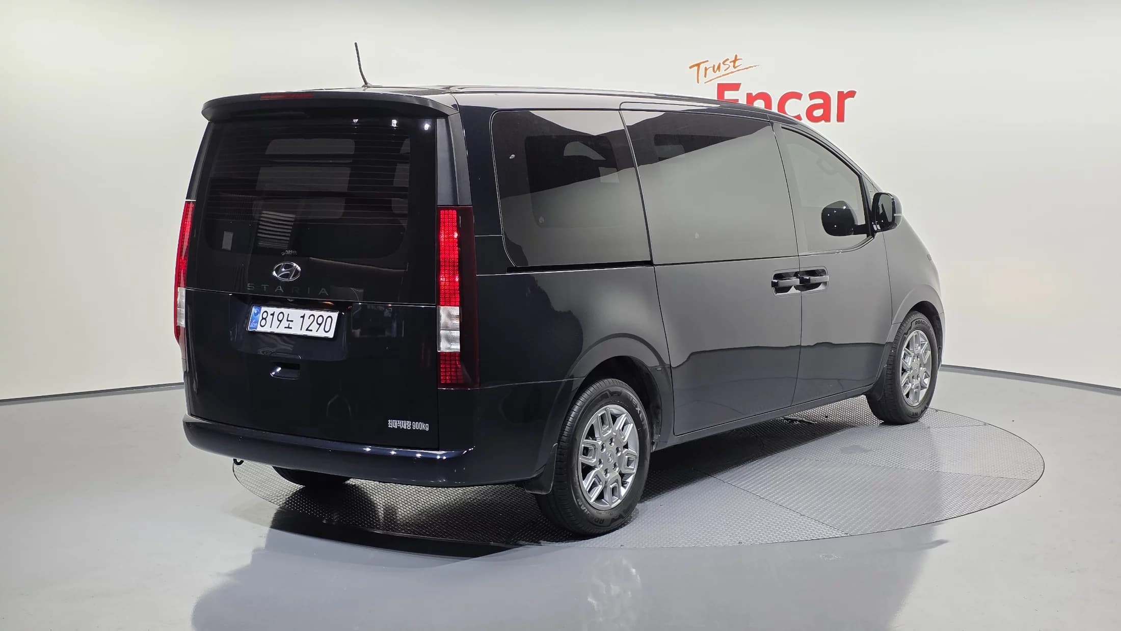 Hyundai Staria L3.5 Cargo 3-Seater Modern, 2021 г. 129261 км. — фото 2