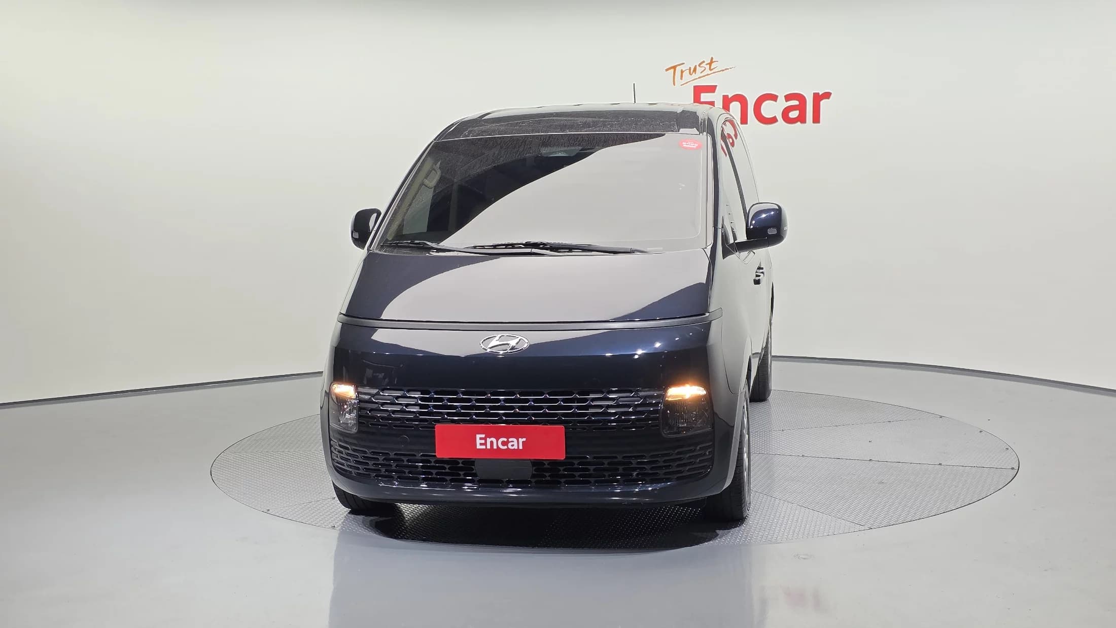 Hyundai Staria L3.5 Cargo 3-Seater Modern, 2021 г. 129261 км. — фото 3
