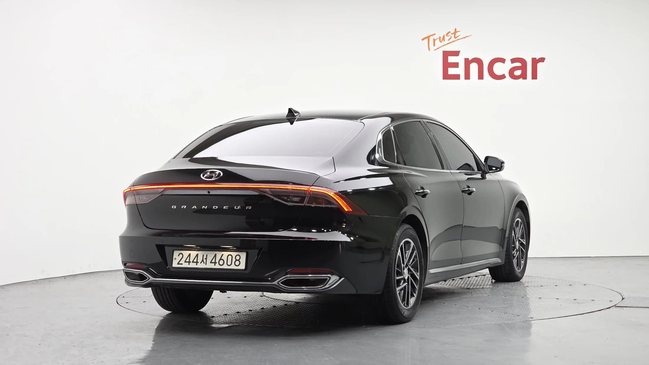Hyundai Grandeur 2.5 Premium, 2022 г. 32530 км. — фото 4