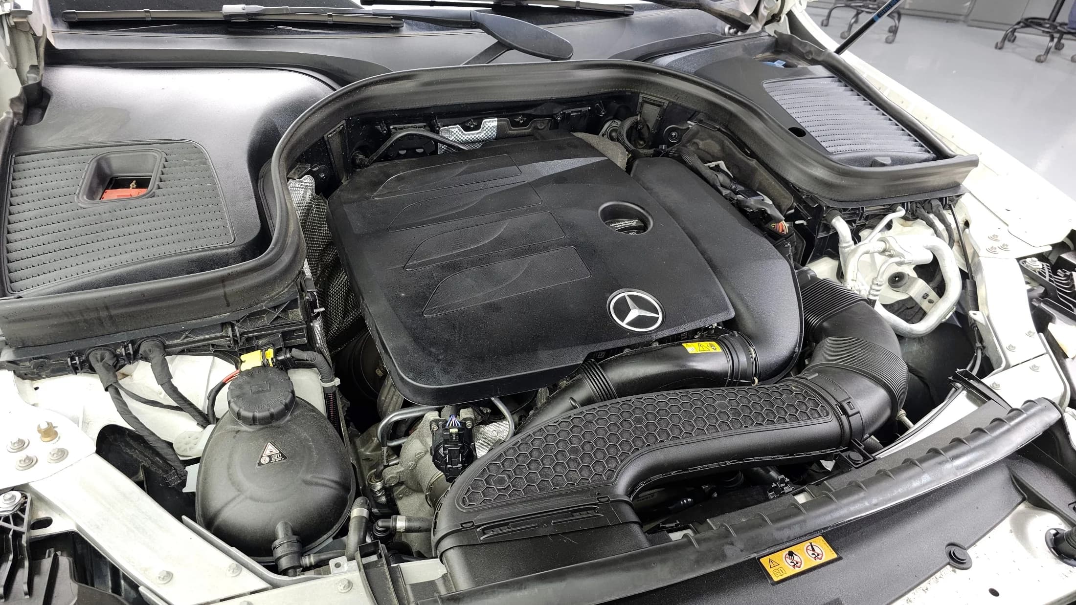 Mercedes-Benz GLC-Class GLC300 4MATIC, 2022 г. 28167 км. — фото 6
