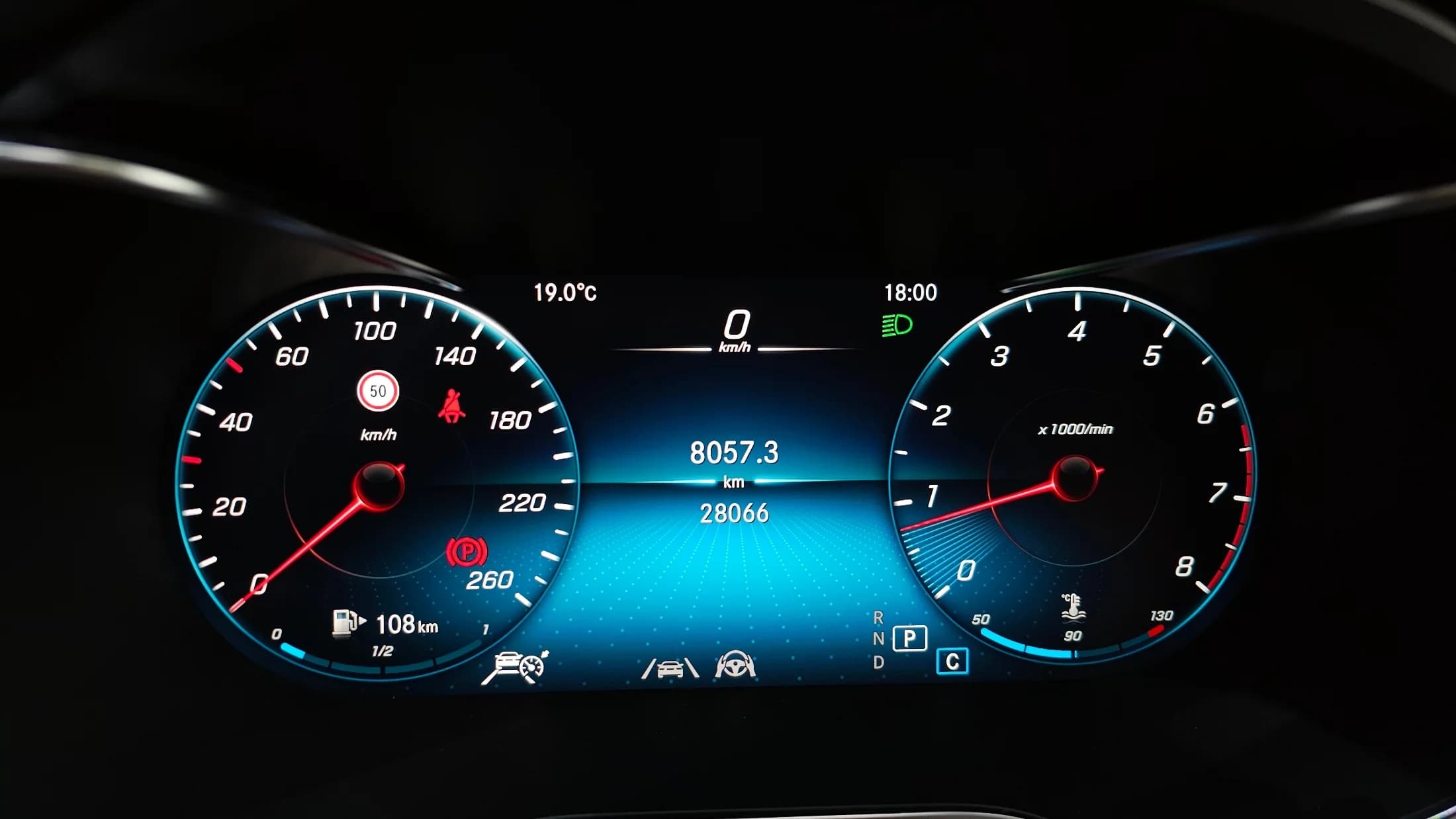 Mercedes-Benz GLC-Class GLC300 4MATIC, 2022 г. 28167 км. — фото 8