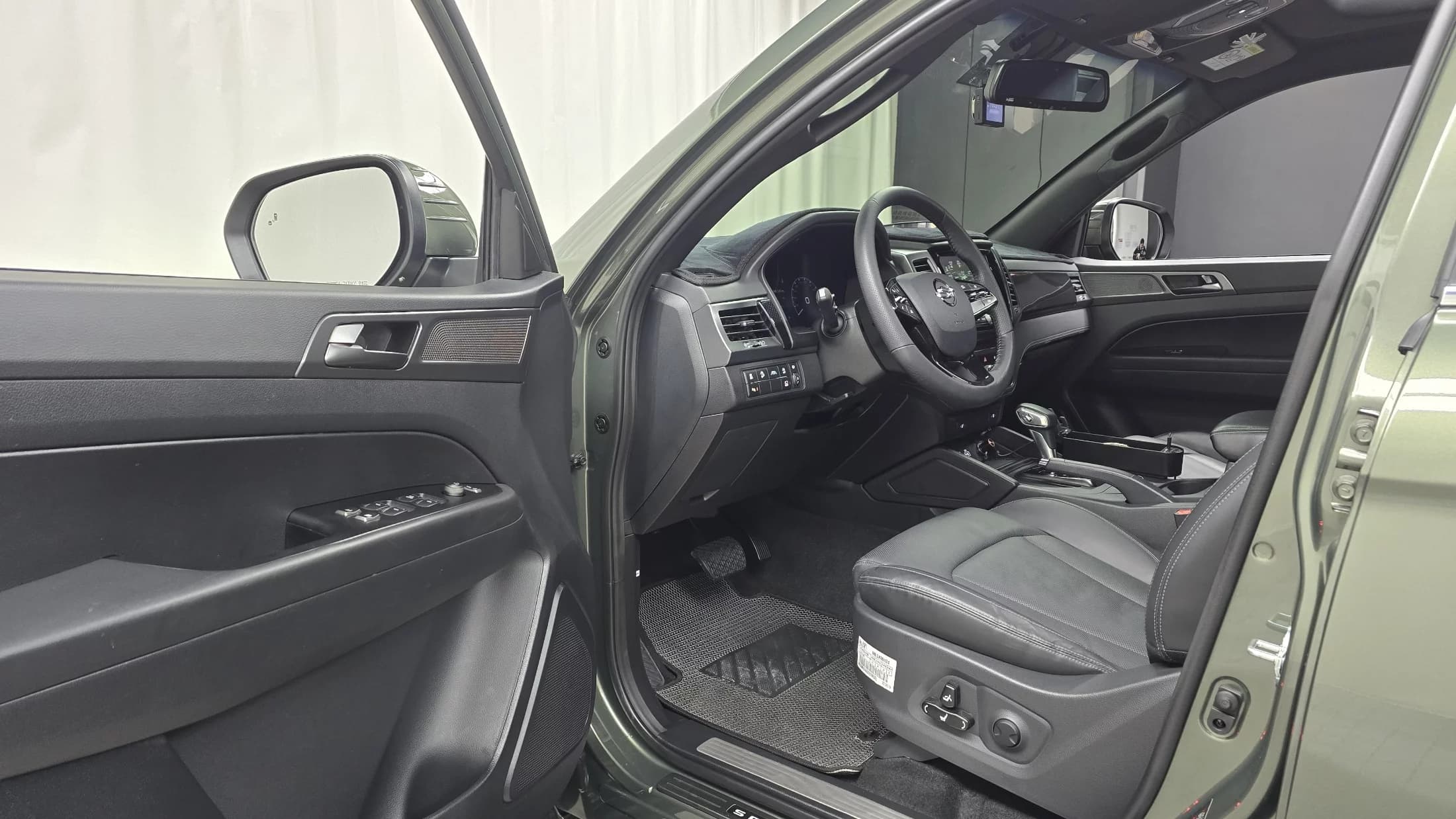 SsangYong Rexton Diesel 2.2 4WD Expedition, 2022 г. 22203 км. — фото 11