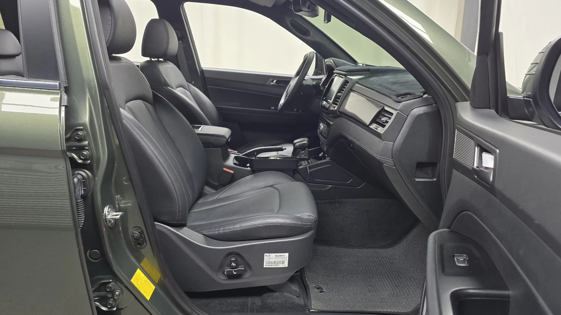 SsangYong Rexton Diesel 2.2 4WD Expedition, 2022 г. 22203 км. — фото 10