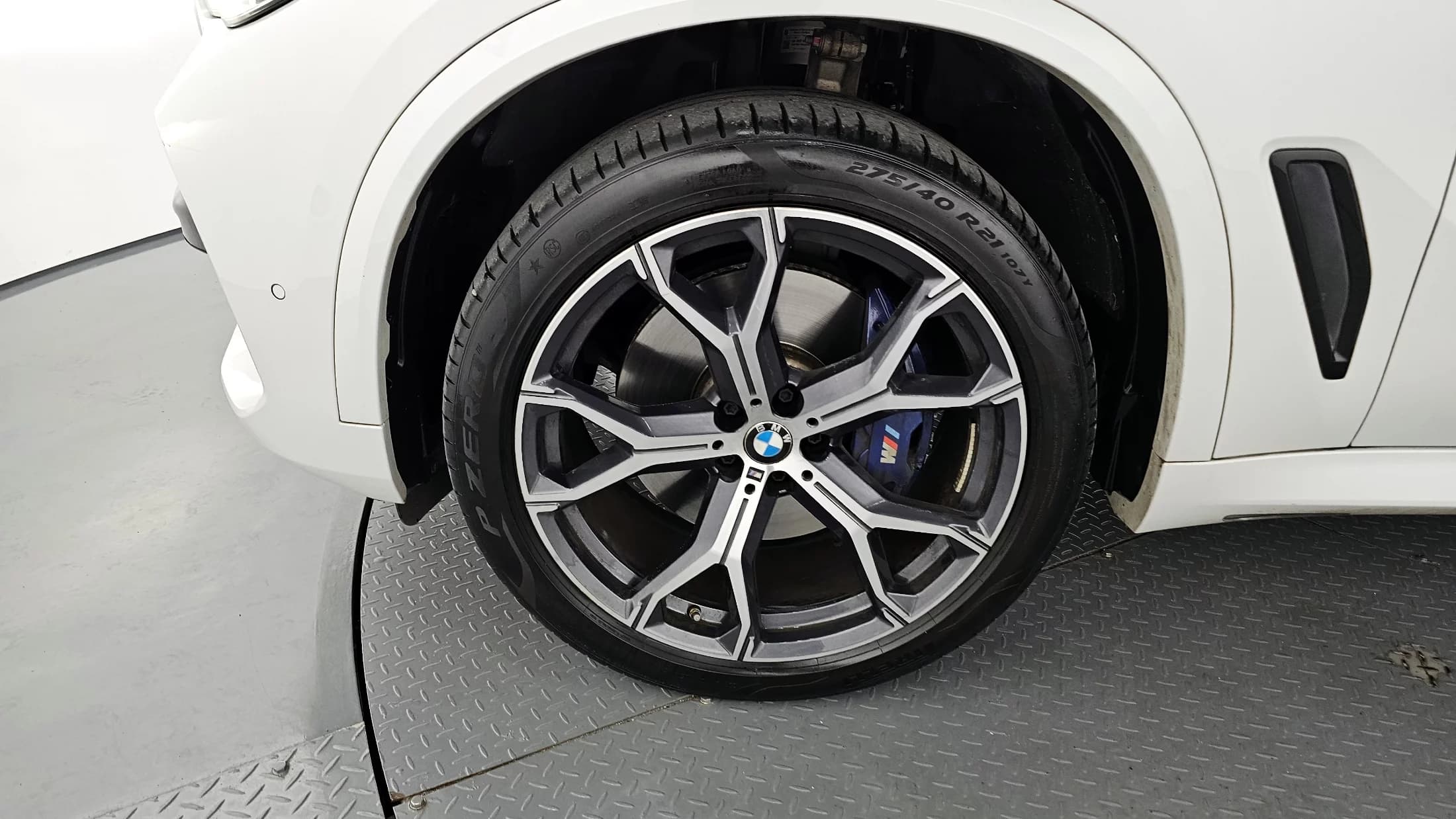 BMW X5 xDrive 40i M Sport, 2023 г. 67323 км. — фото 5
