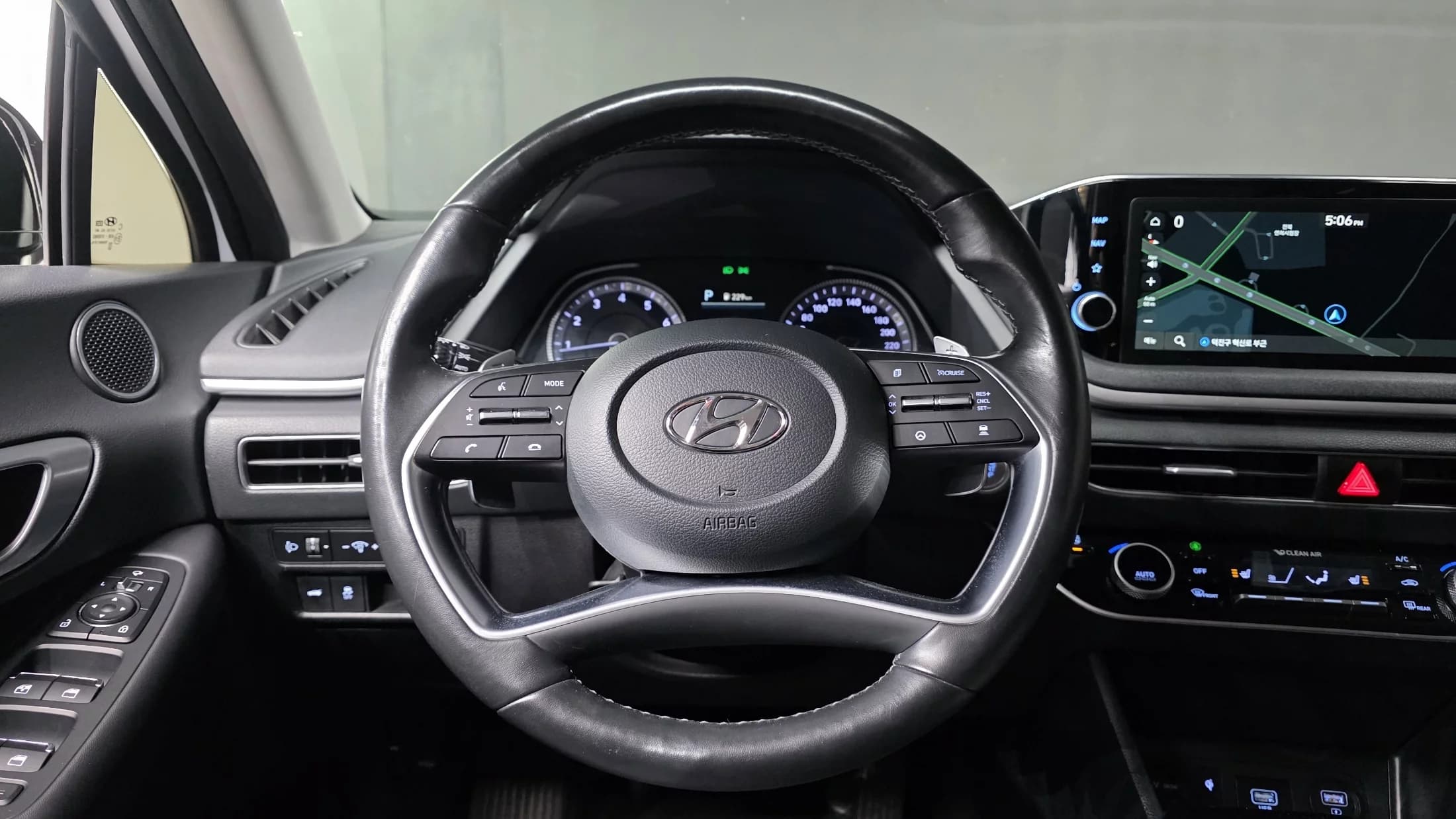 Hyundai Sonata 2.0 Modern, 2022 г. 89718 км. — фото 14