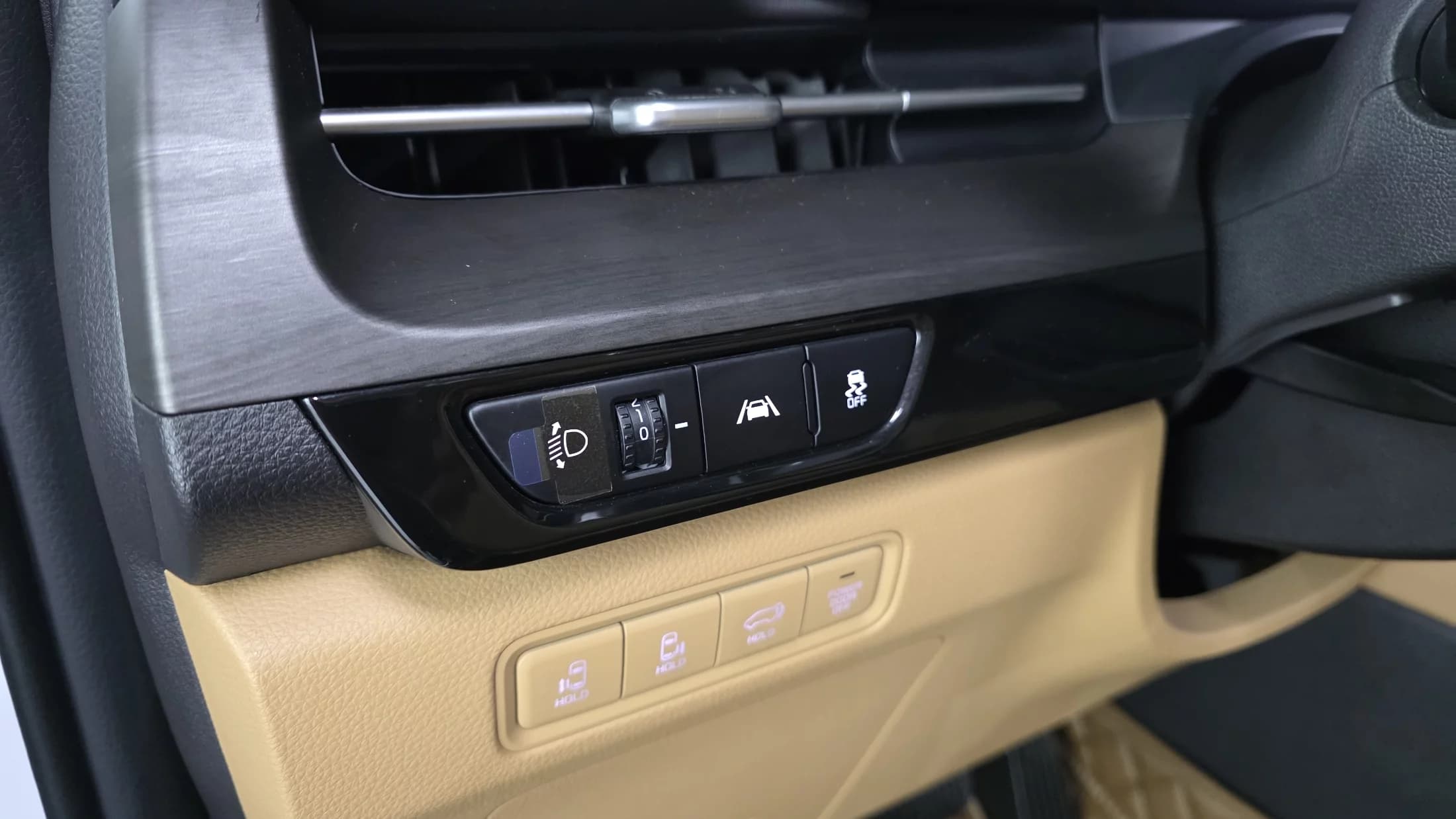 Kia Carnival Gasoline 9-Seater Signature, 2022 г. 72206 км. — фото 13