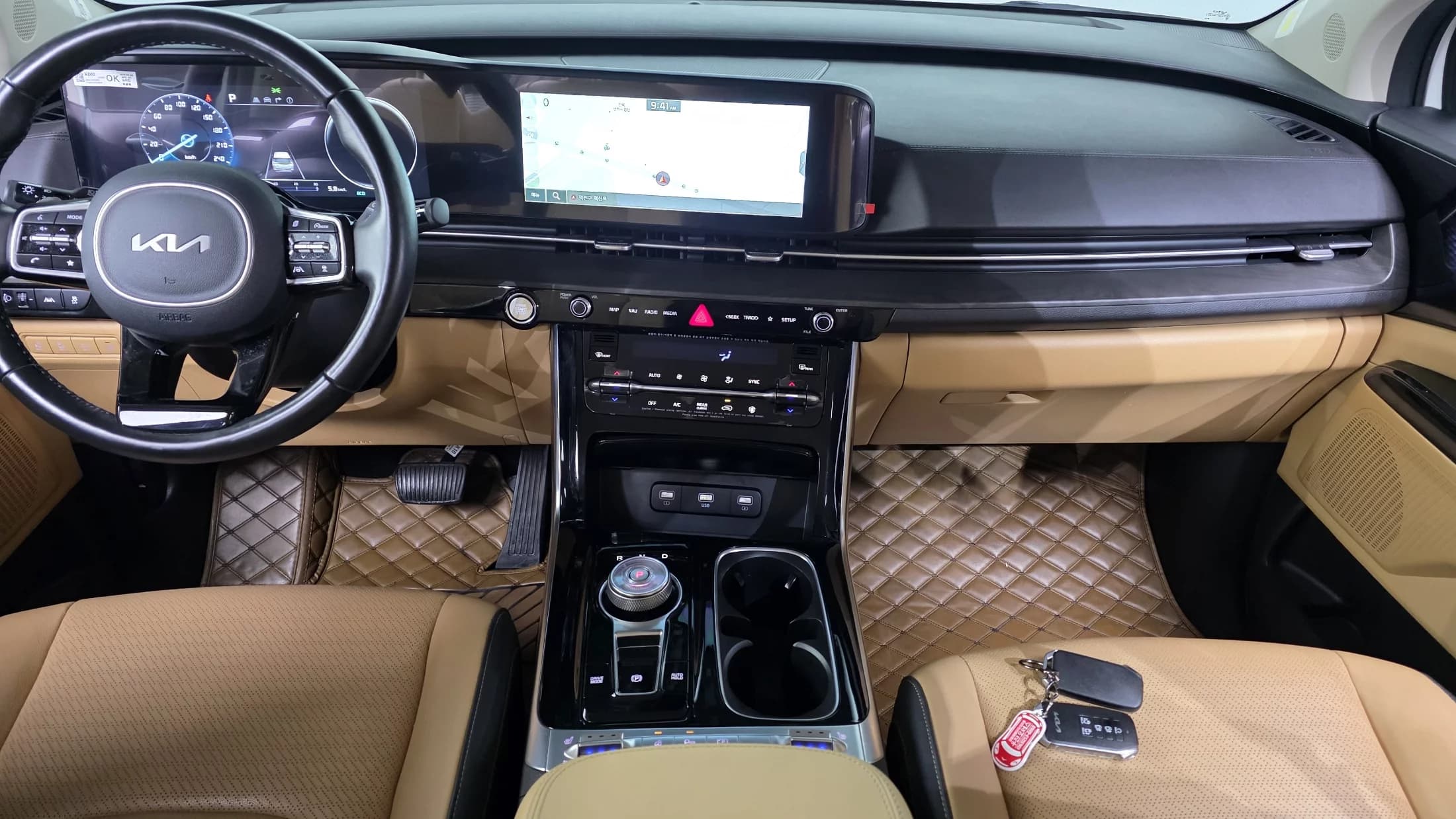 Kia Carnival Gasoline 9-Seater Signature, 2022 г. 72206 км. — фото 7