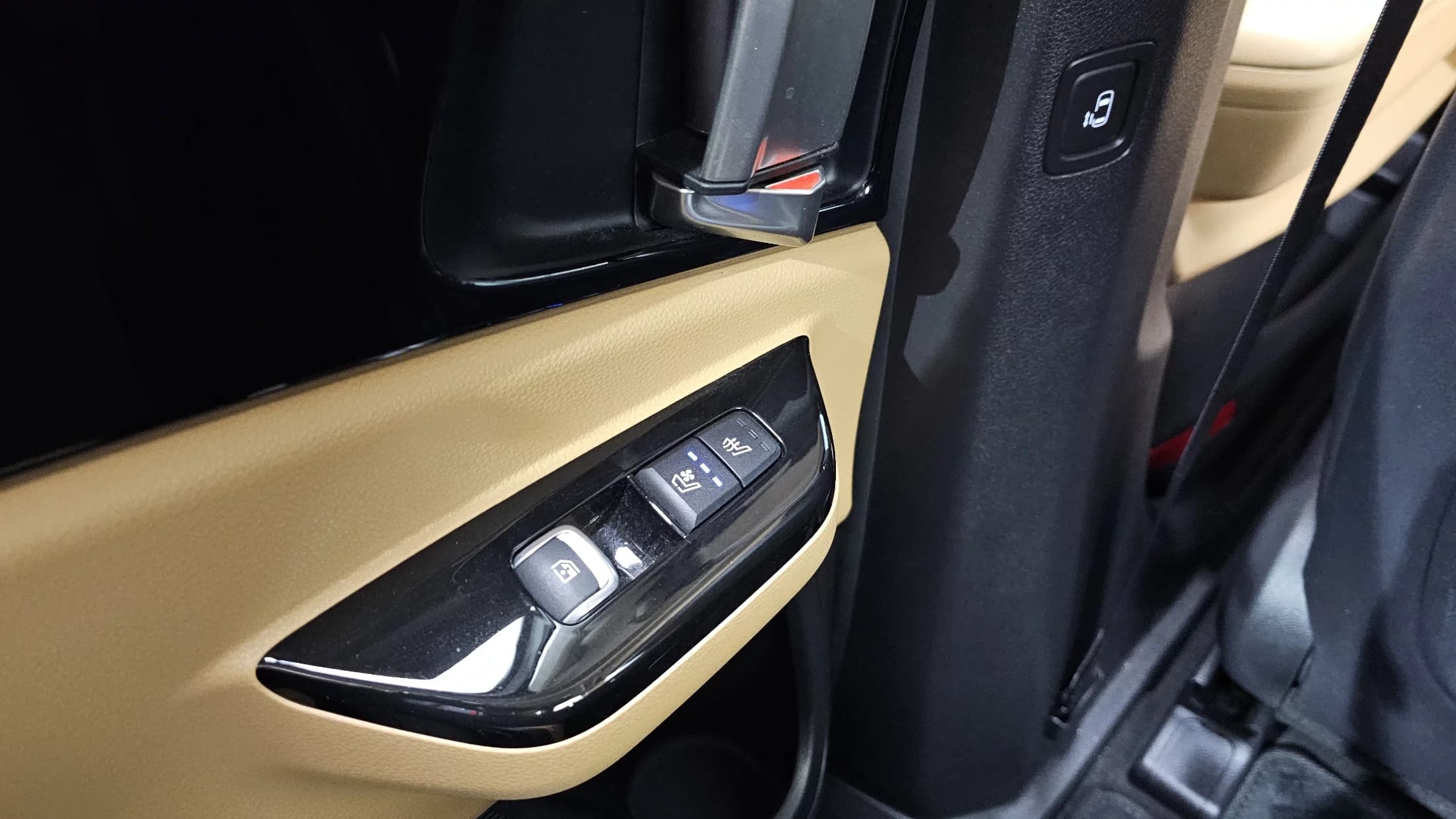 Kia Carnival Gasoline 9-Seater Noblesse, 2023 г. 46107 км. — фото 17