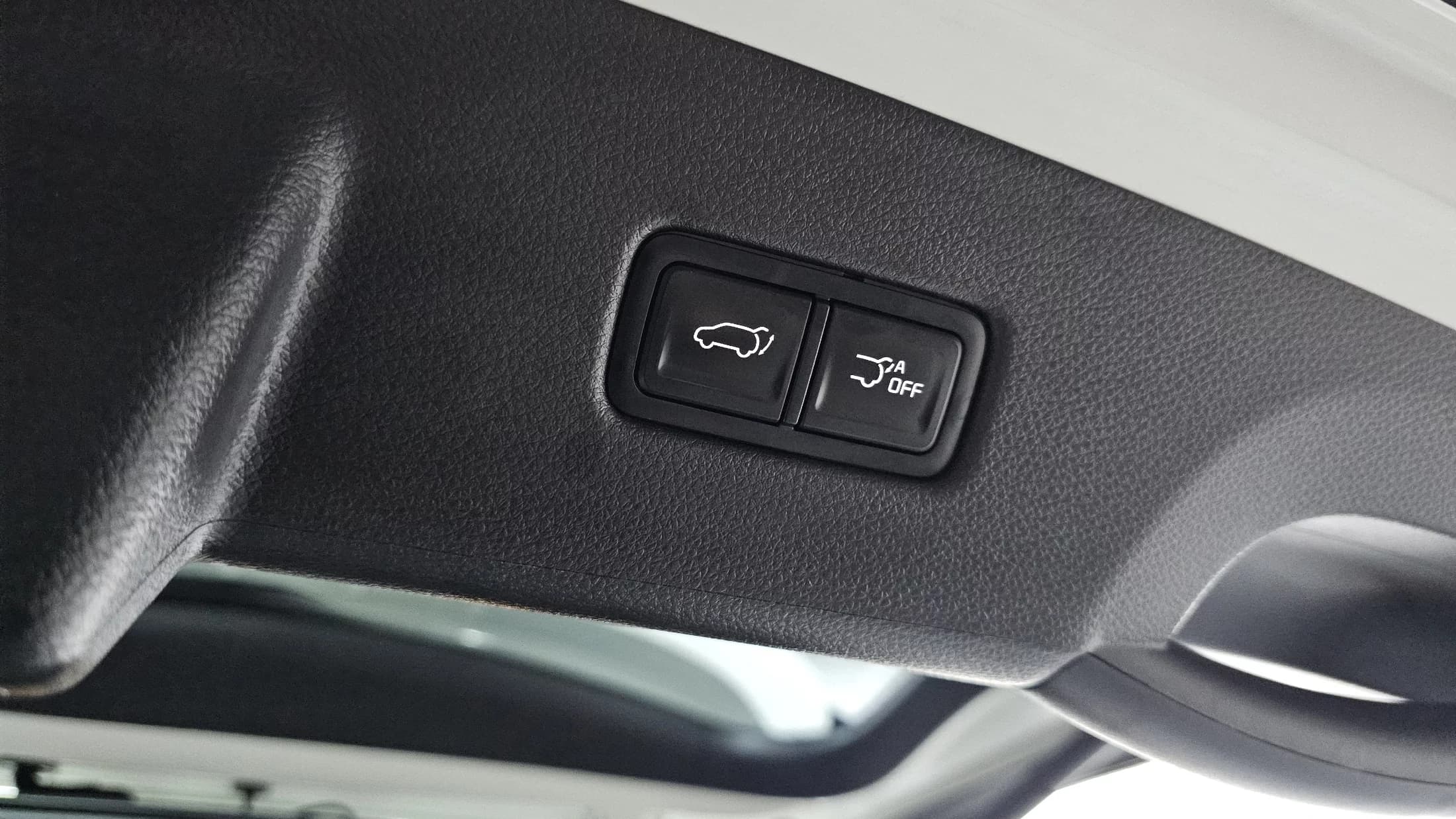 Kia Carnival Gasoline 9-Seater Noblesse, 2023 г. 46107 км. — фото 19