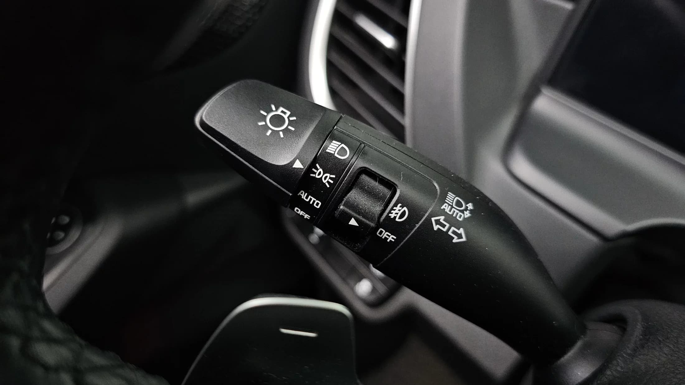 Kia Seltos Gasoline 1.6 Turbo 2WD Signature, 2023 г. 50784 км. — фото 12