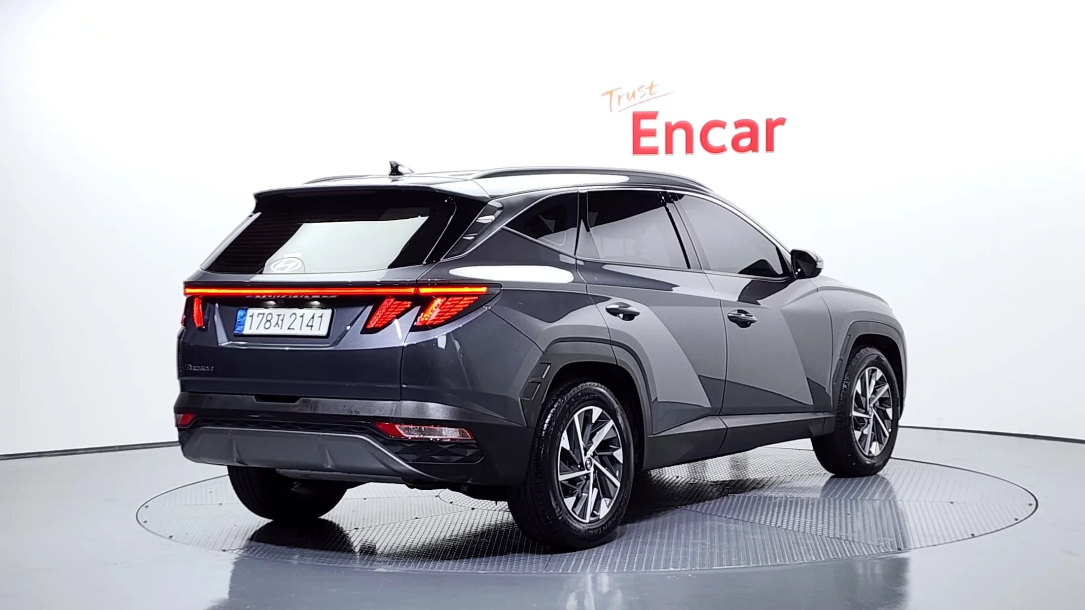 Hyundai Tucson Inspiration 2WD, гибрид, 2021 г. 70426 км. — фото 2