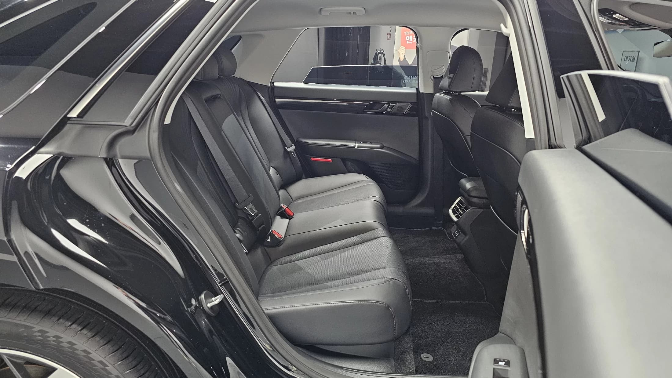 Hyundai Grandeur 2,5 Gasoline 2WD Premium, 2025 г. 1191 км. — фото 11