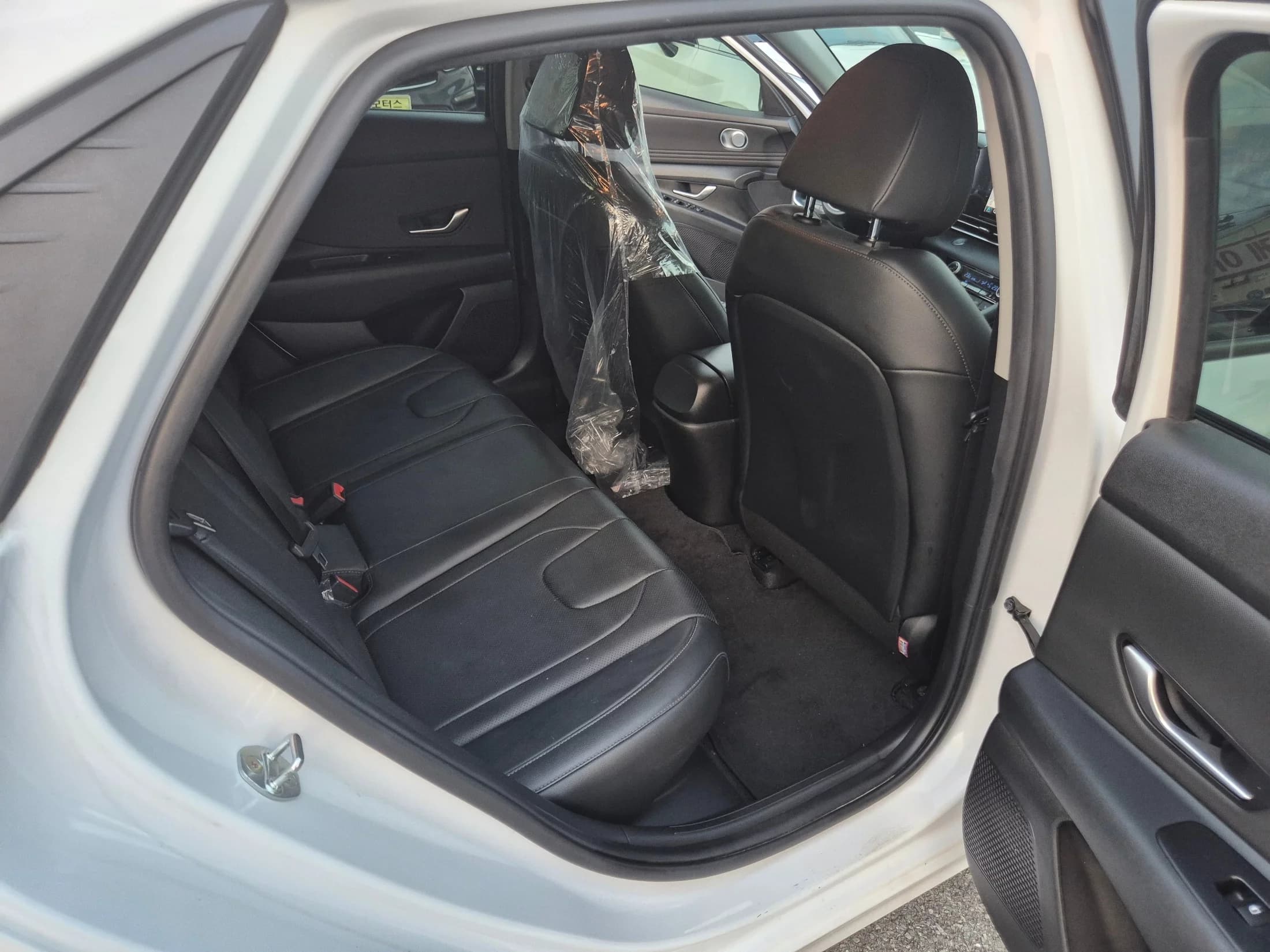 Hyundai AVANTE (Хендай Элантра) Modern, гибрид, 2021 г. 98238 км. — фото 11