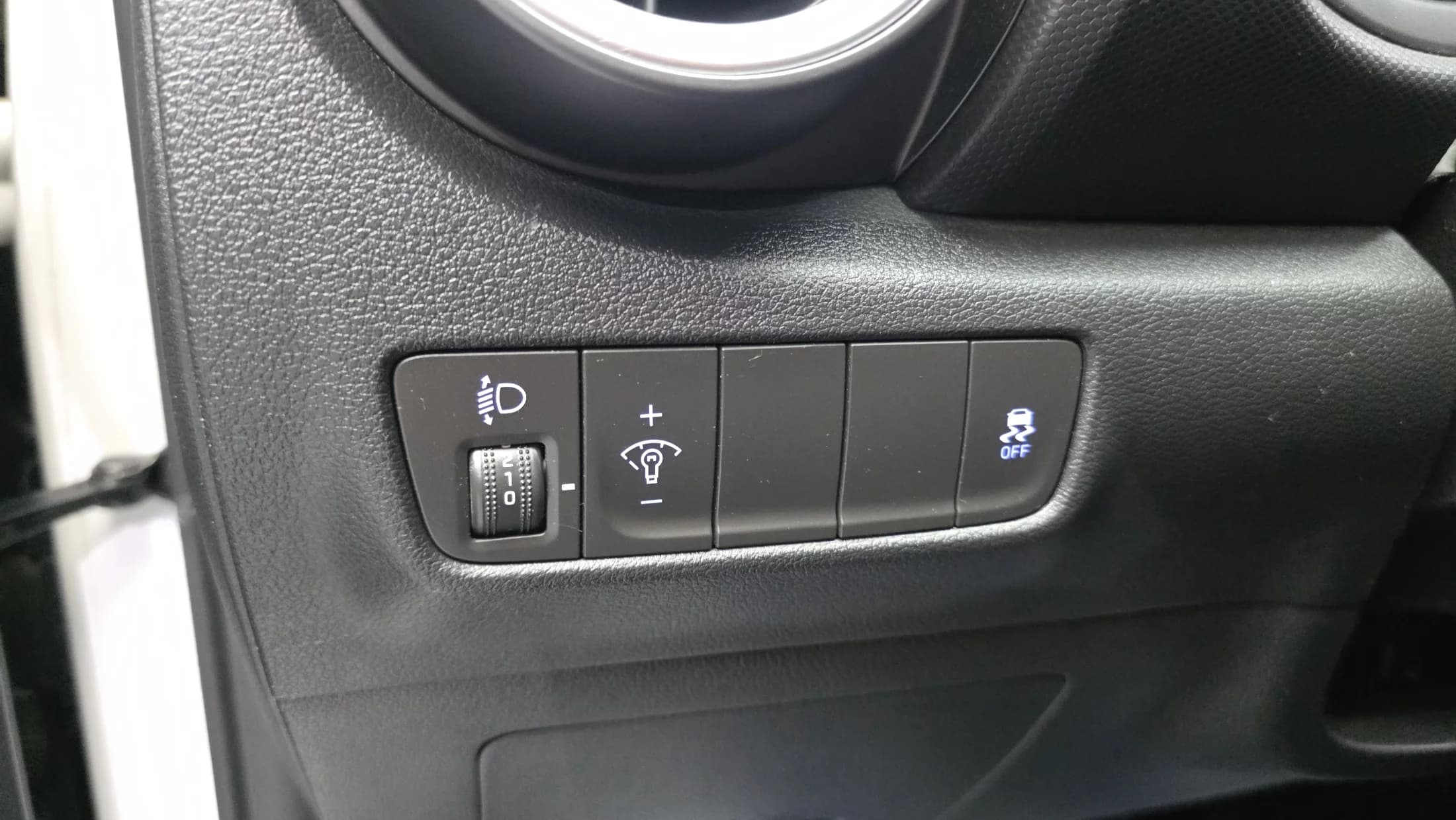 Hyundai Kona Gasoline 1.6 Turbo 2WD Smart, 2021 г. 87625 км. — фото 17