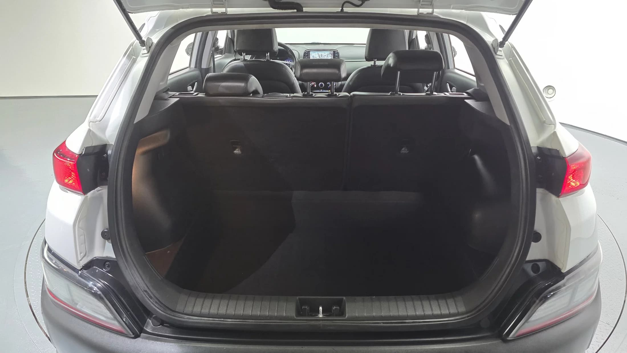 Hyundai Kona Gasoline 1.6 Turbo 2WD Smart, 2021 г. 87625 км. — фото 20