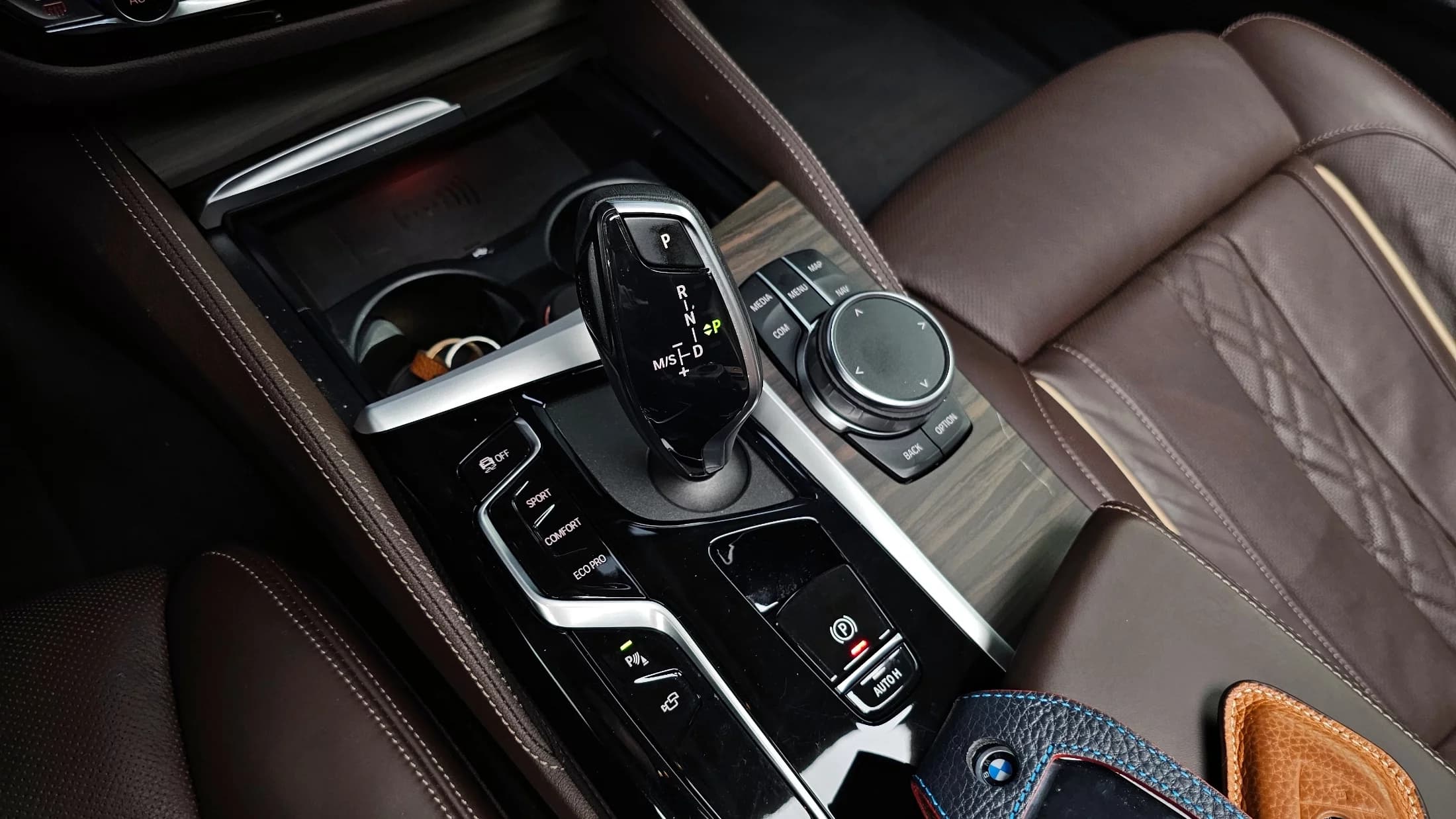 BMW 5-Series 530i Luxury, 2023 г. 69864 км. — фото 9
