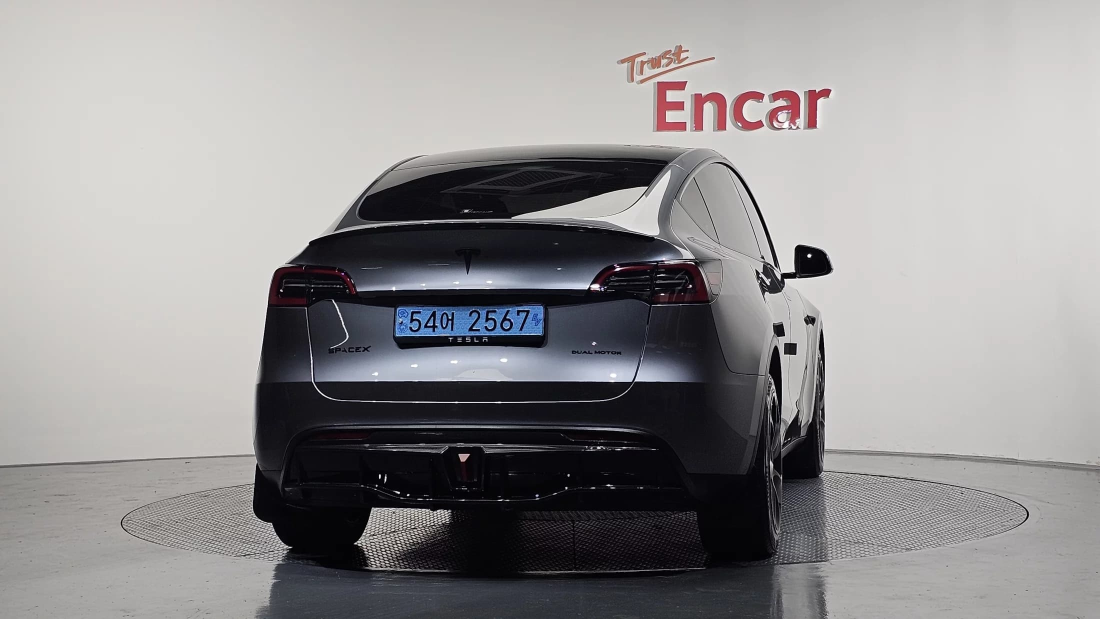 Tesla Model Y Long Range, электромобиль, 2024 г. 18346 км. — фото 4