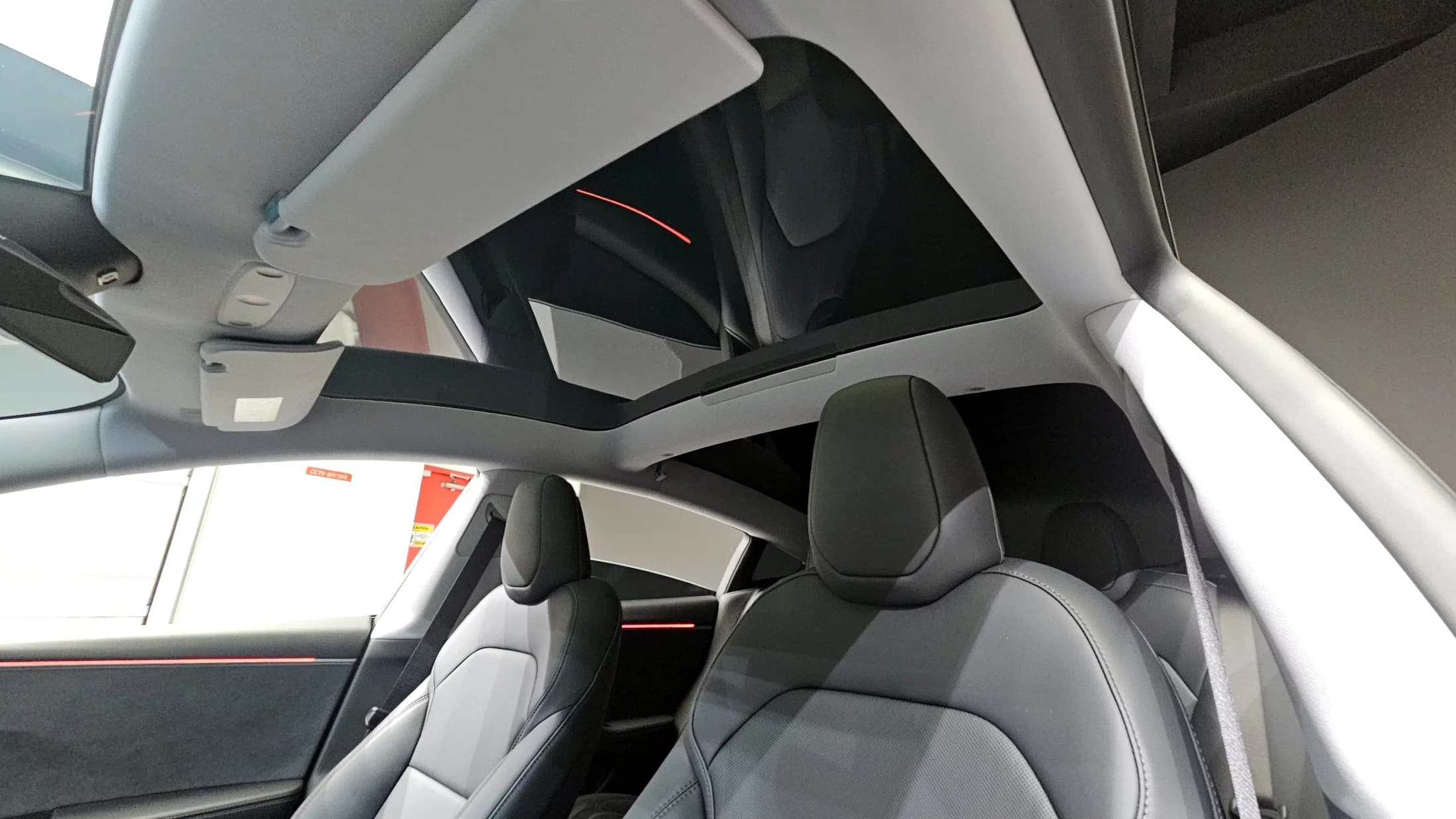Tesla MODEL 3 Long Range, электромобиль, 2025 г. 15010 км. — фото 20