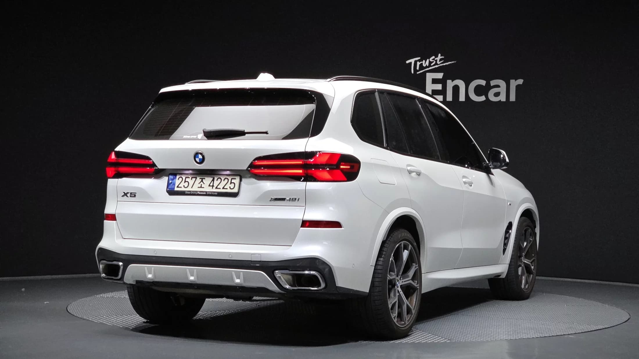 BMW X5 xDrive 40i M Sport, 2024 г. 21493 км. — фото 2