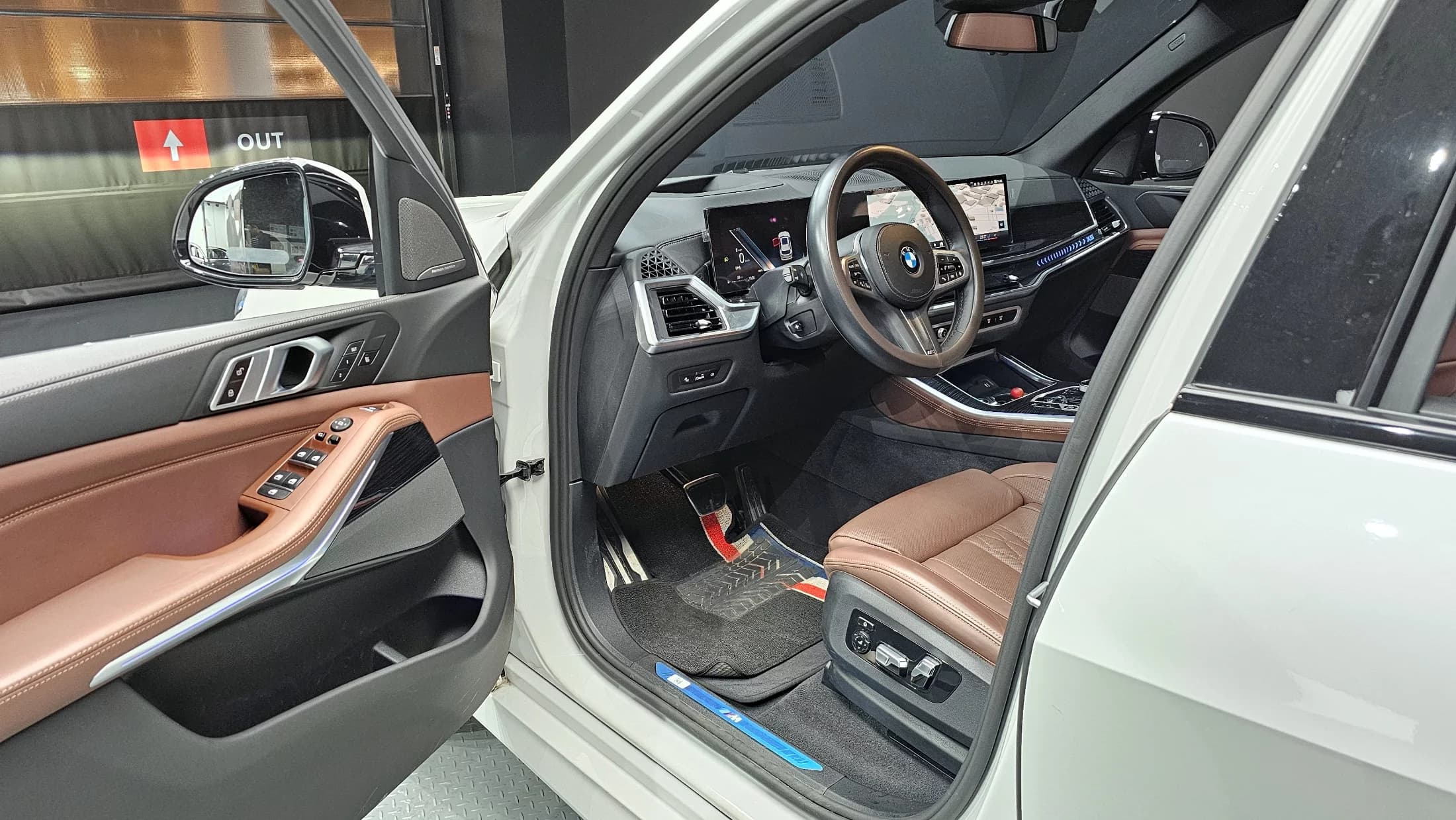 BMW X5 xDrive 40i M Sport, 2024 г. 21493 км. — фото 11