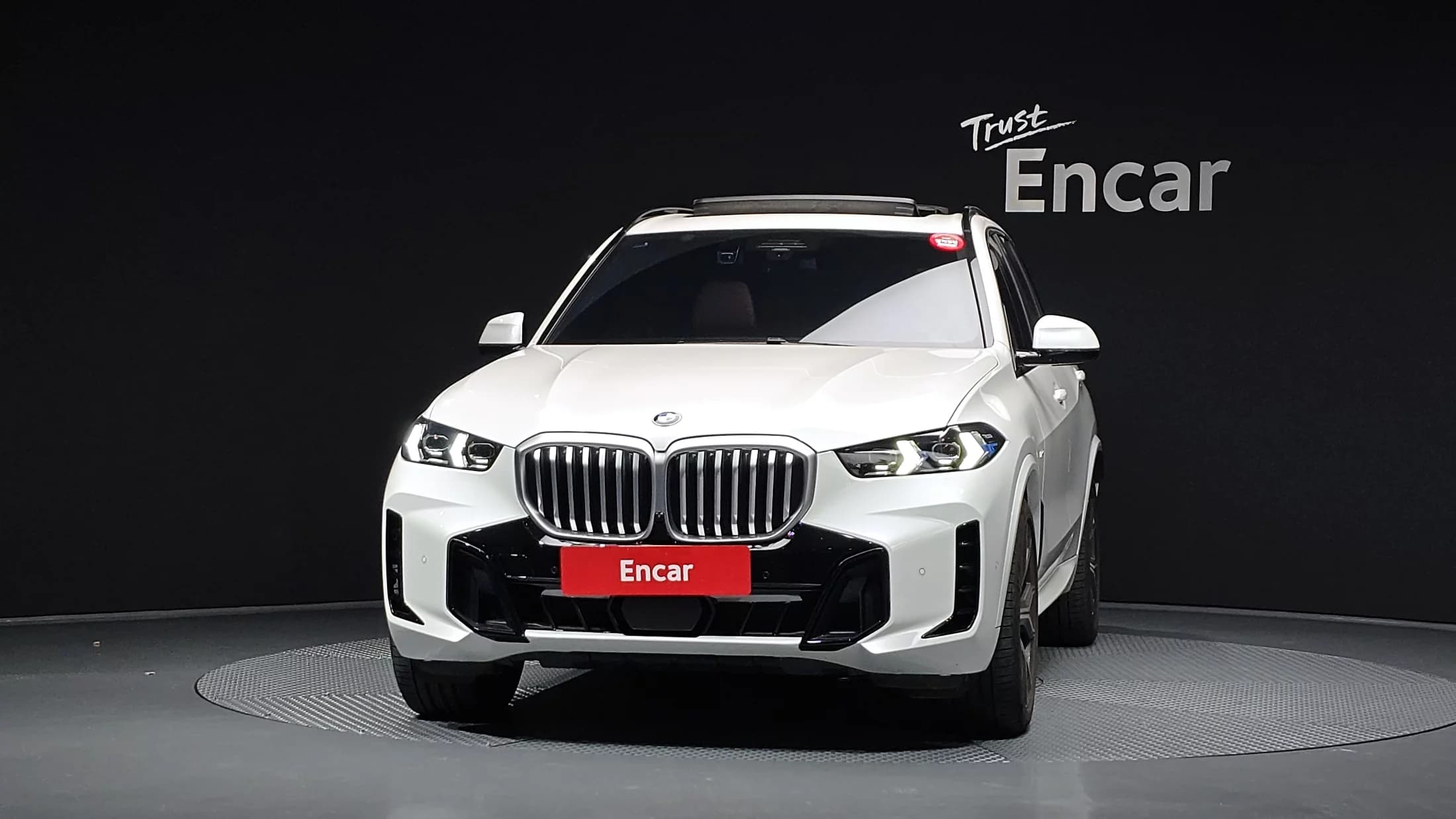 BMW X5 xDrive 40i M Sport, 2024 г. 21493 км. — фото 3