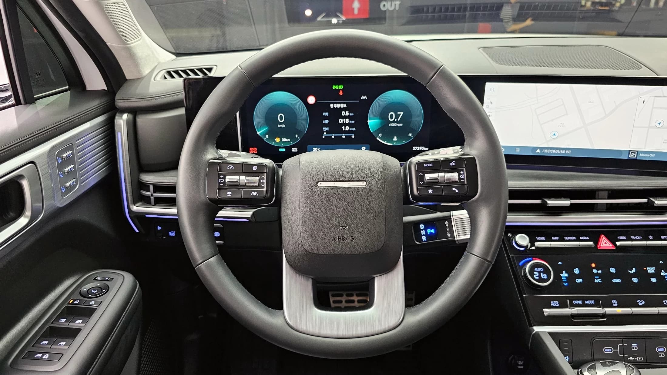 Hyundai Santa Fe Gasoline 2.5T 2WD Prestige, 2024 г. 27456 км. — фото 13