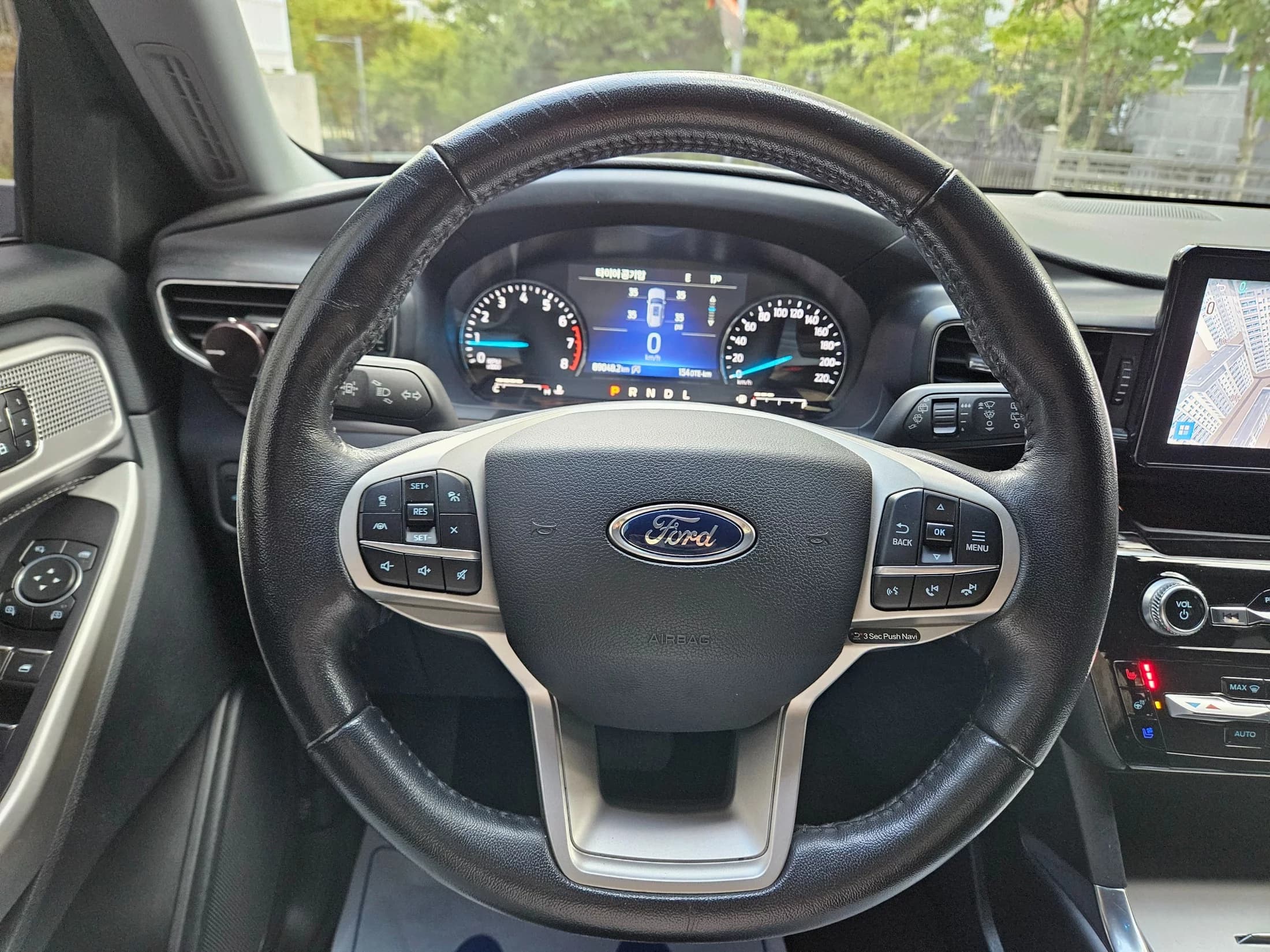 Ford EXPLORER 2.3 LimIted 4WD, 2021 г. 89106 км. — фото 11
