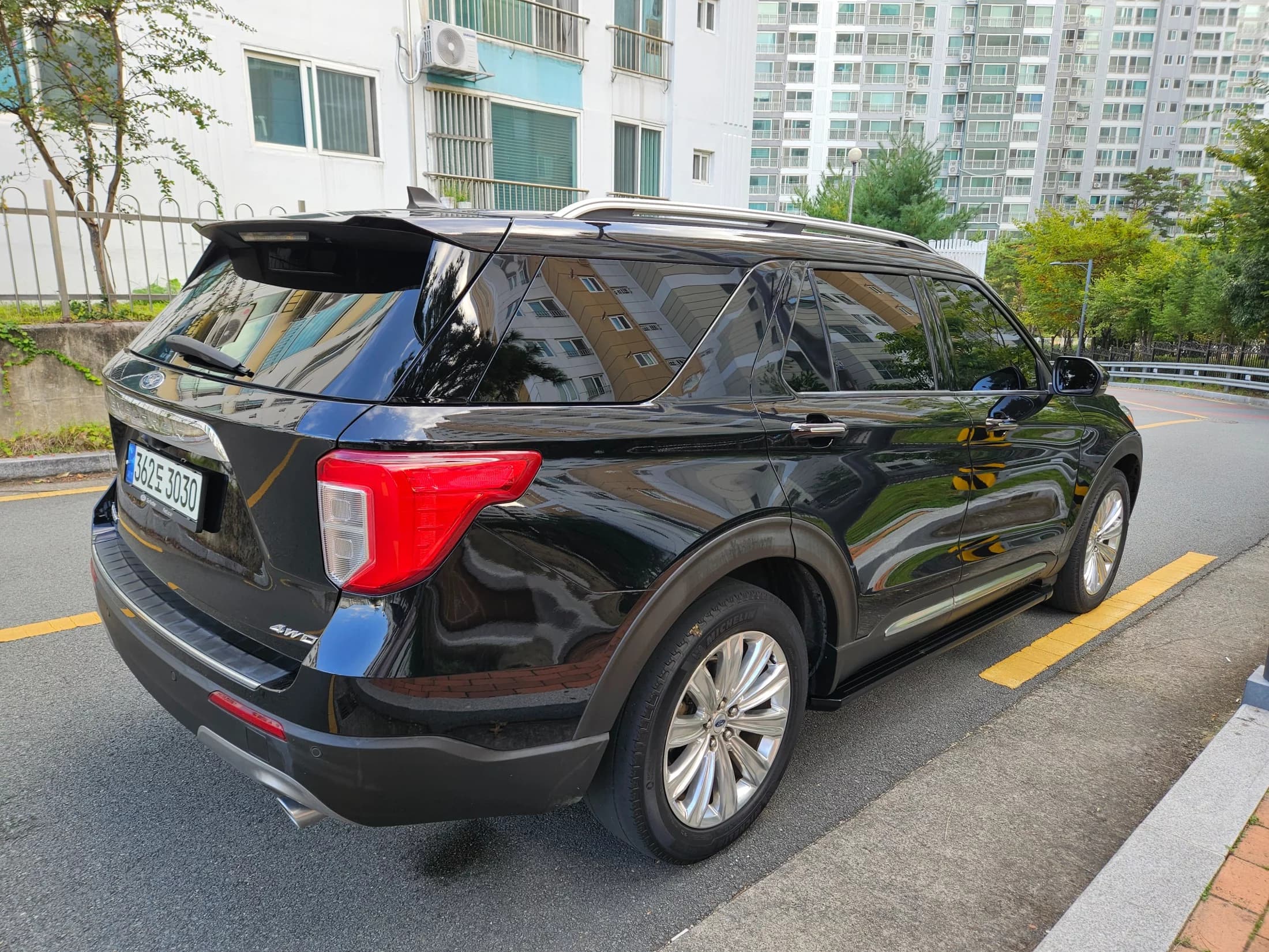 Ford EXPLORER 2.3 LimIted 4WD, 2021 г. 89106 км. — фото 18