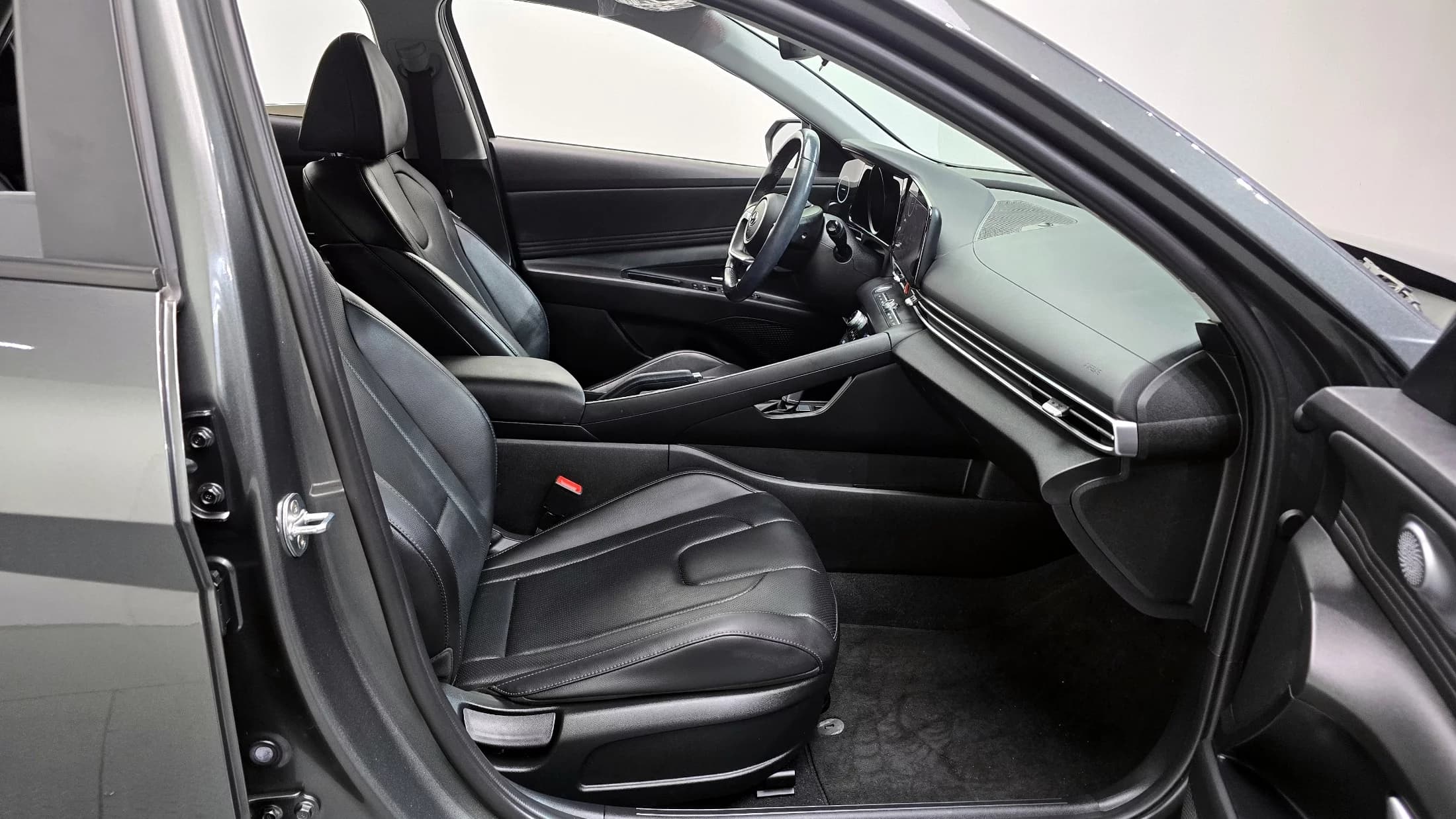 Hyundai AVANTE (Хендай Элантра) 1.6 Modern, 2021 г. 53368 км. — фото 10